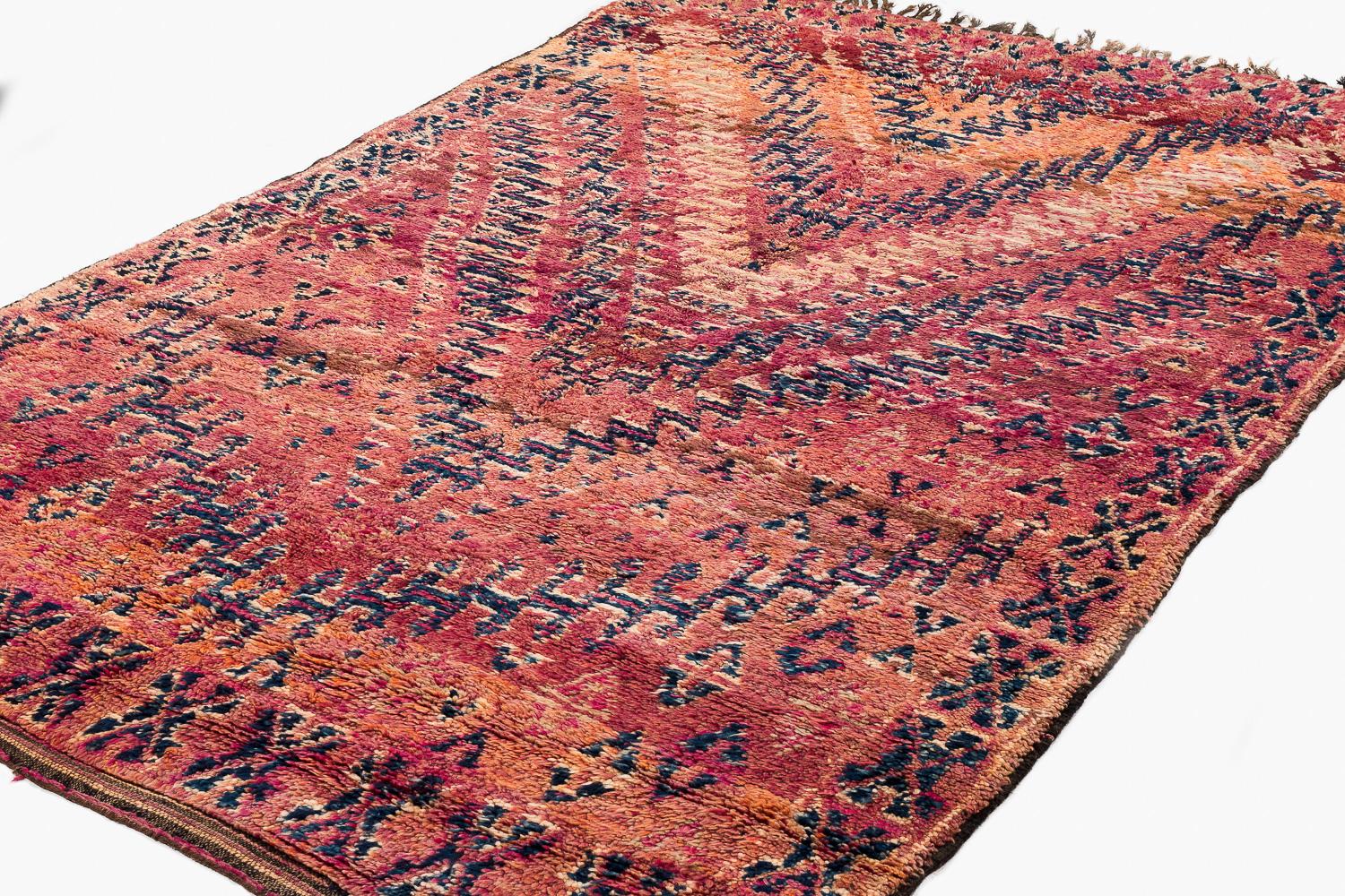 Alfombra antigua Beni Mguild de lana marroquí Shag Midcentury Vintage Chevron Moderno de mediados de siglo en venta