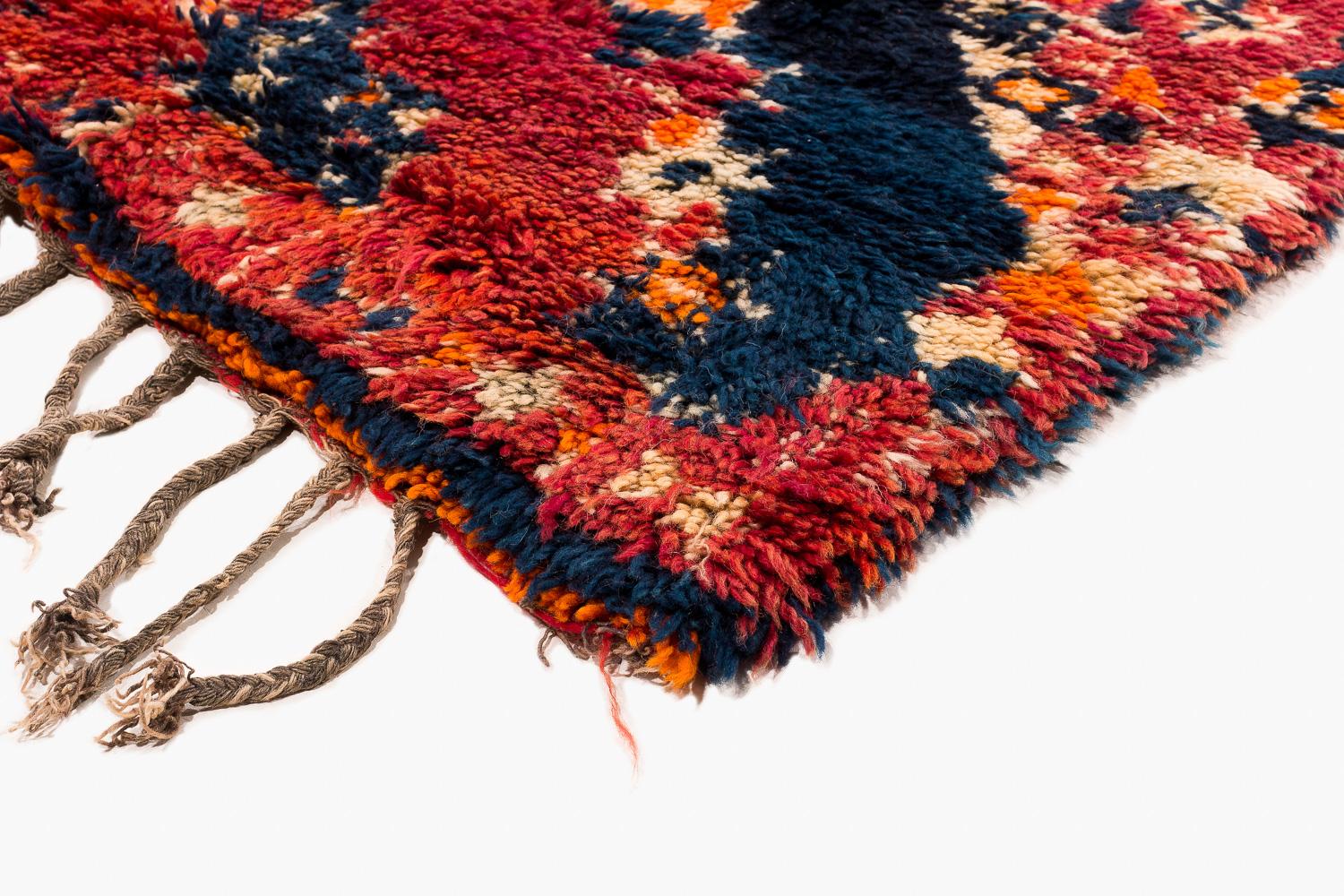 Antiquités Beni Mguild Marocain Laine Shag Midcentury Vintage Chevron Area Rug en vente 2