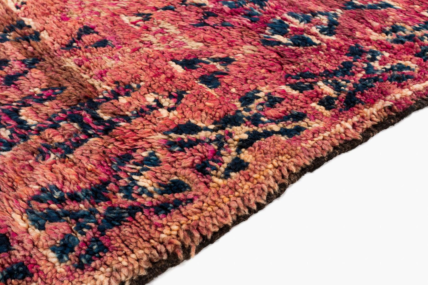 Alfombra antigua Beni Mguild de lana marroquí Shag Midcentury Vintage Chevron en venta 1