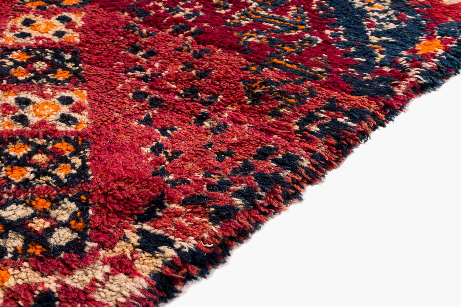 Antiquités Beni Mguild Marocain Laine Shag Midcentury Vintage Chevron Area Rug en vente 3