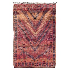 Antike Beni Mguild Marokkanische Wolle Shag Midcentury Vintage Chevron Area Rug