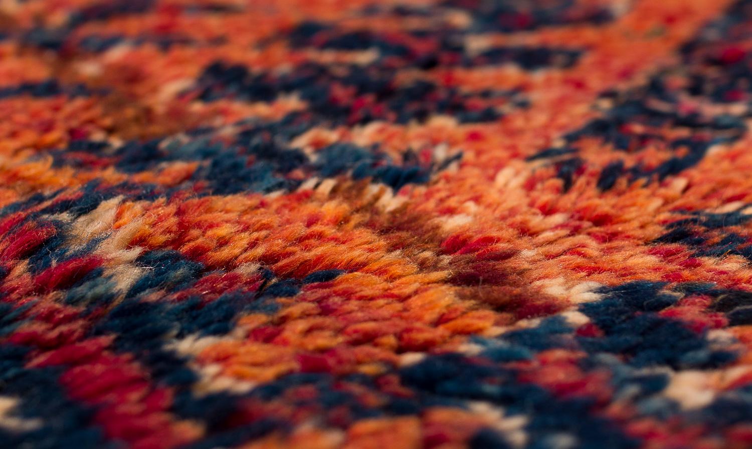 Tapis Shag en laine marocaine Chevron Vintage en vente 4