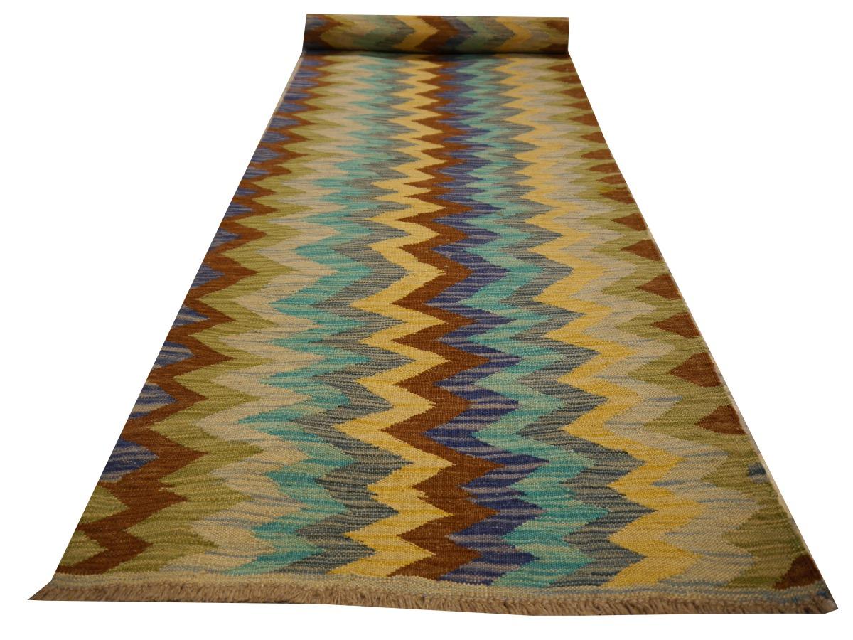 Arijana Kilim Rug hand-woven carpet - hallway runner or stairway rug
Arijana Kilim rugs are made by tribes in southern Afghanistan close to the Pakistan border.
Arijana carpets are of high quality. This Kilim Rug was hand woven with natural pigment