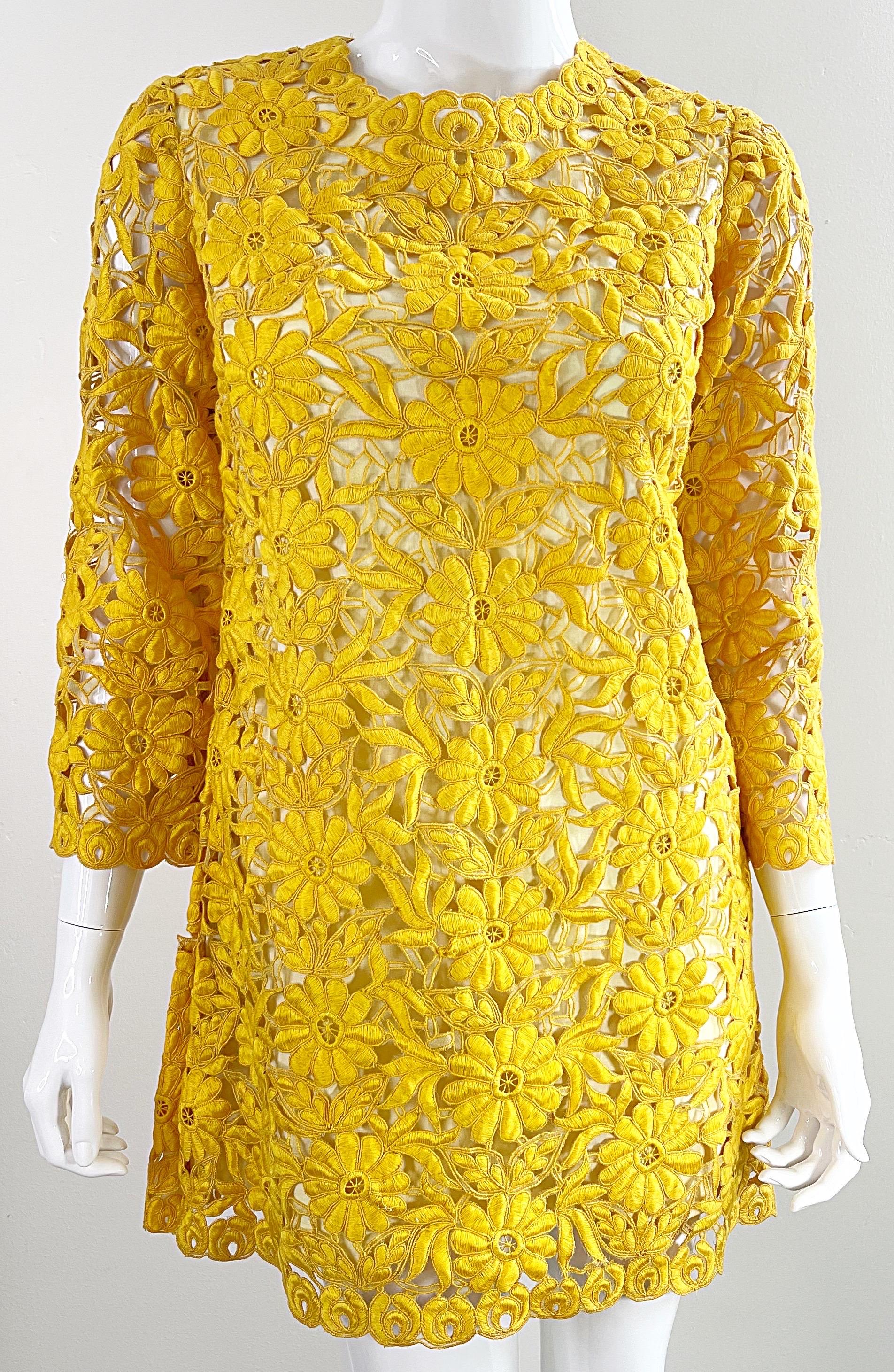 Chic 1960s Yellow Mustard Crochet 3/4 Sleeves Vintage 60s Mini Dress Tunic Top 1
