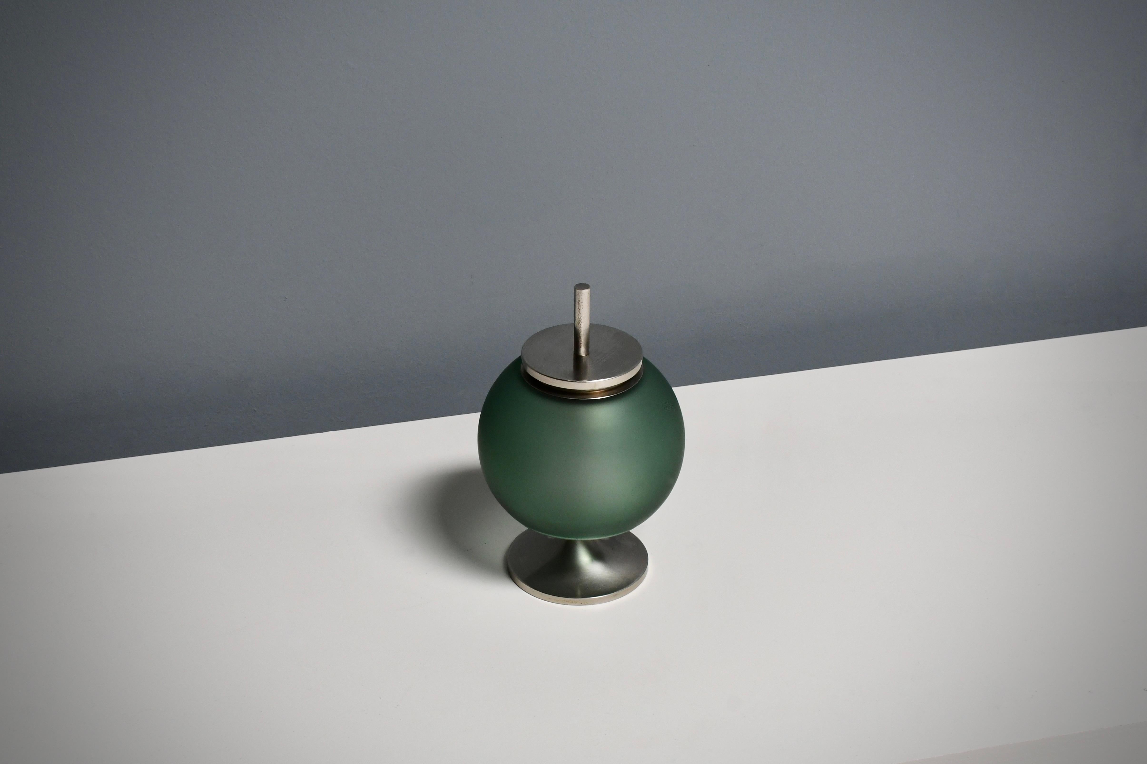 Mid-Century Modern 'Chi’ Table Lamp by Emma Gismondi Schweinberger for Artemide, 1962 For Sale
