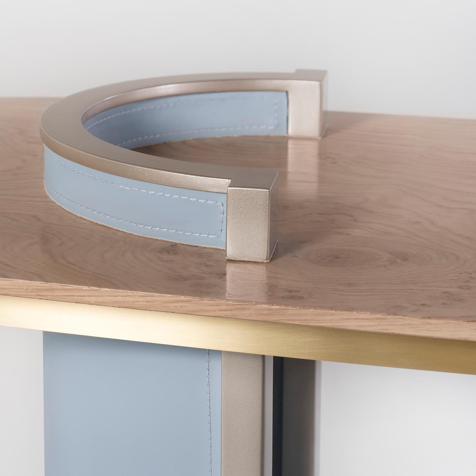 Table console moderne Chiado, racine de chêne en cuir, fabriquée à la main au Portugal par Greenapple en vente 4