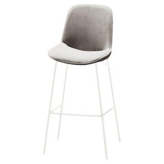 Tabouret de comptoir Chiado, cuir d'eucalyptus avec souris Paris et blanc