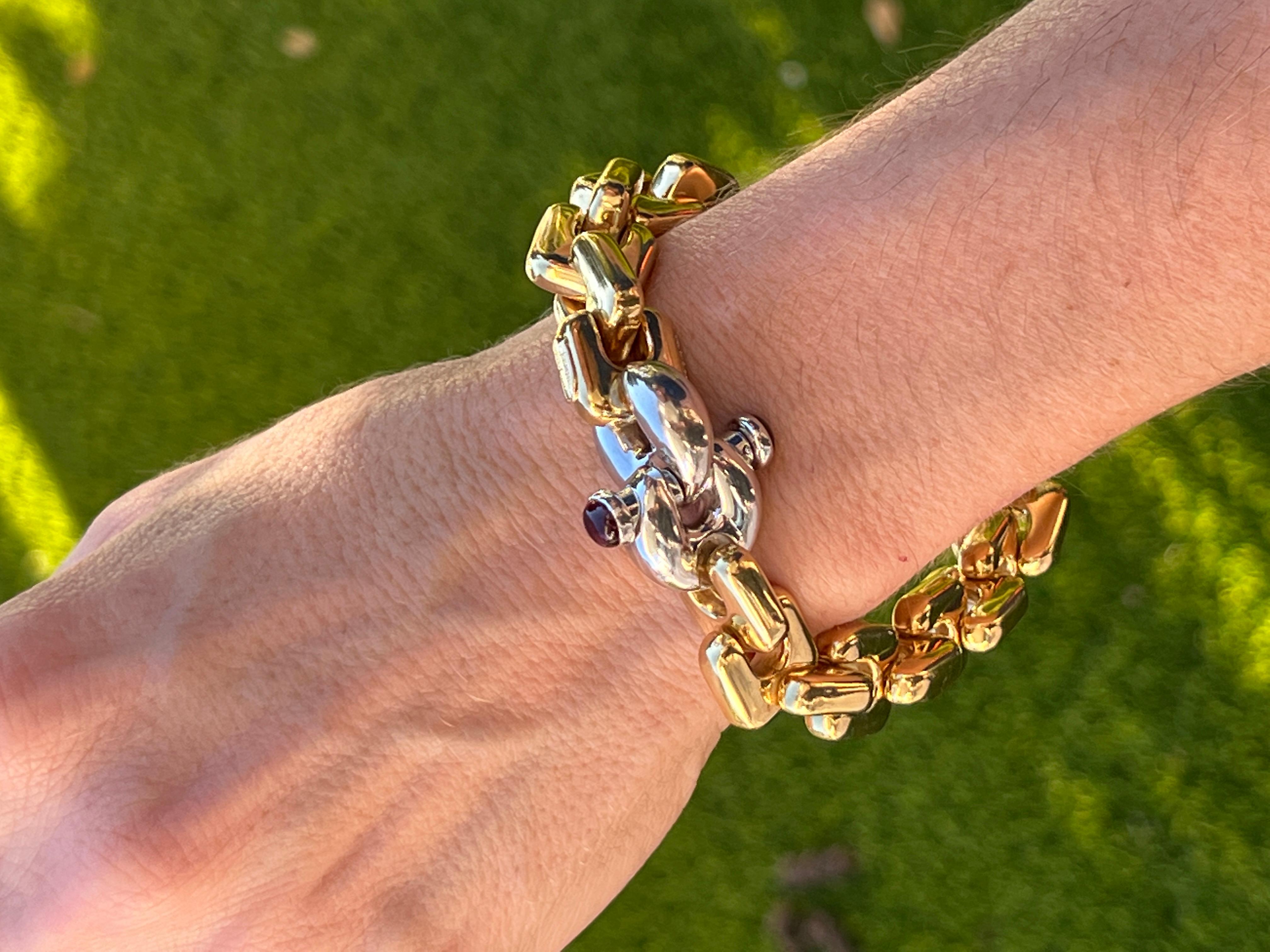 De las mujeres Chiampesan Pulsera italiana de eslabones gruesos de oro amarillo de 18 quilates con cierre de rubí cabujón