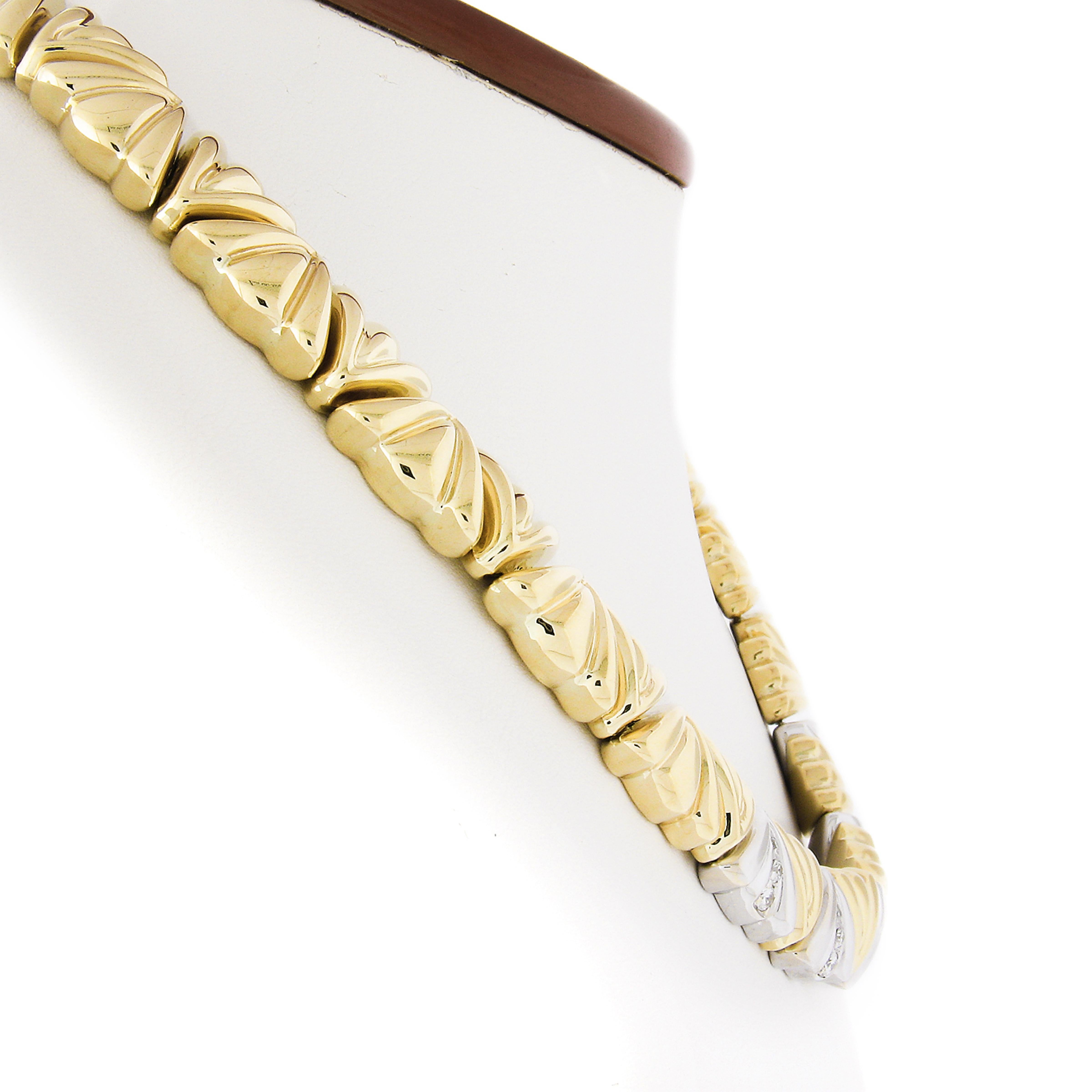 Taille brillant Collier italien Chiampesan en or TT 18K avec diamants, à maillons triangulaires fantaisie 16
