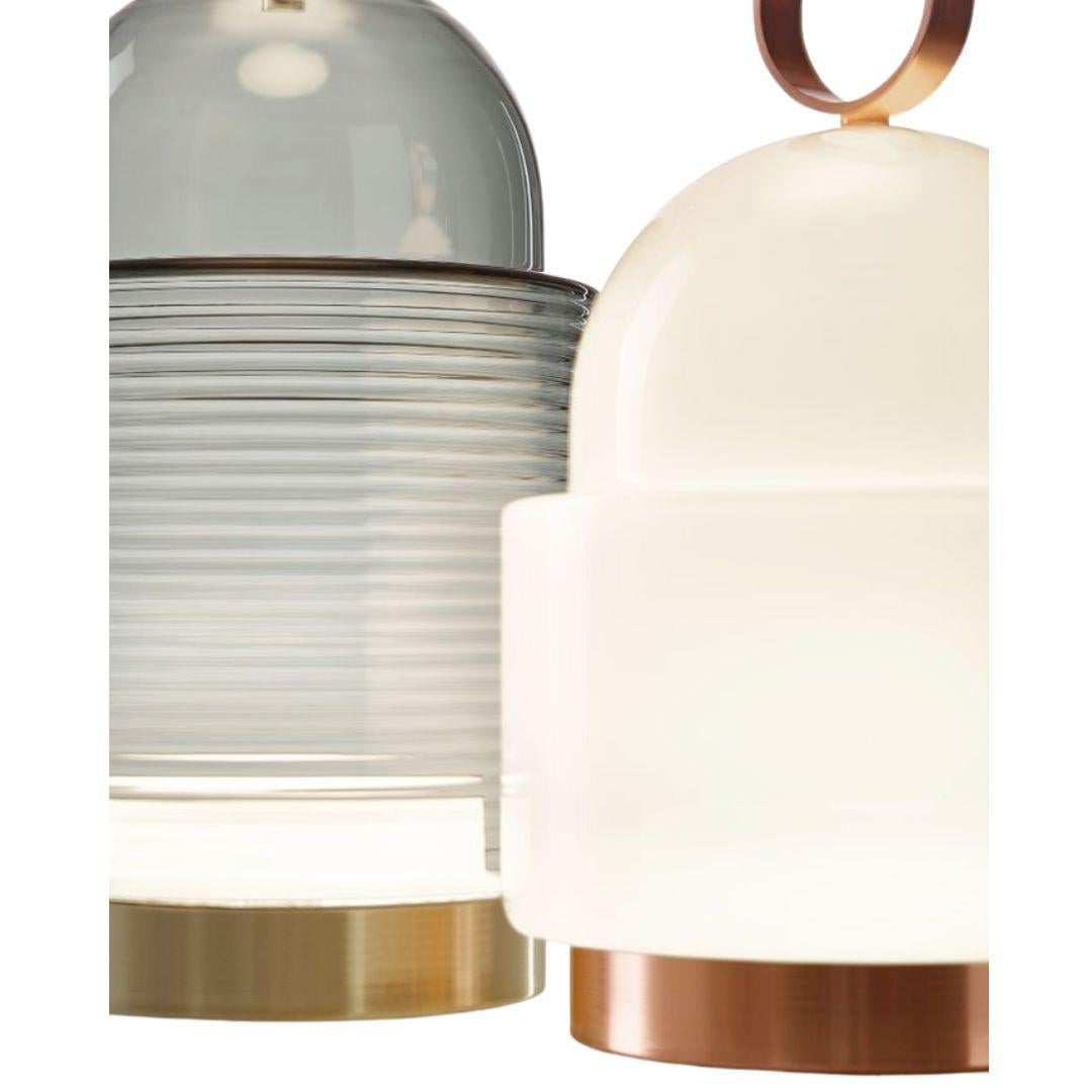 Große mundgeblasene, abnehmbare Tischlampe „Dome Nomad“ aus rauchgrauem Glas für Brokis im Angebot 9