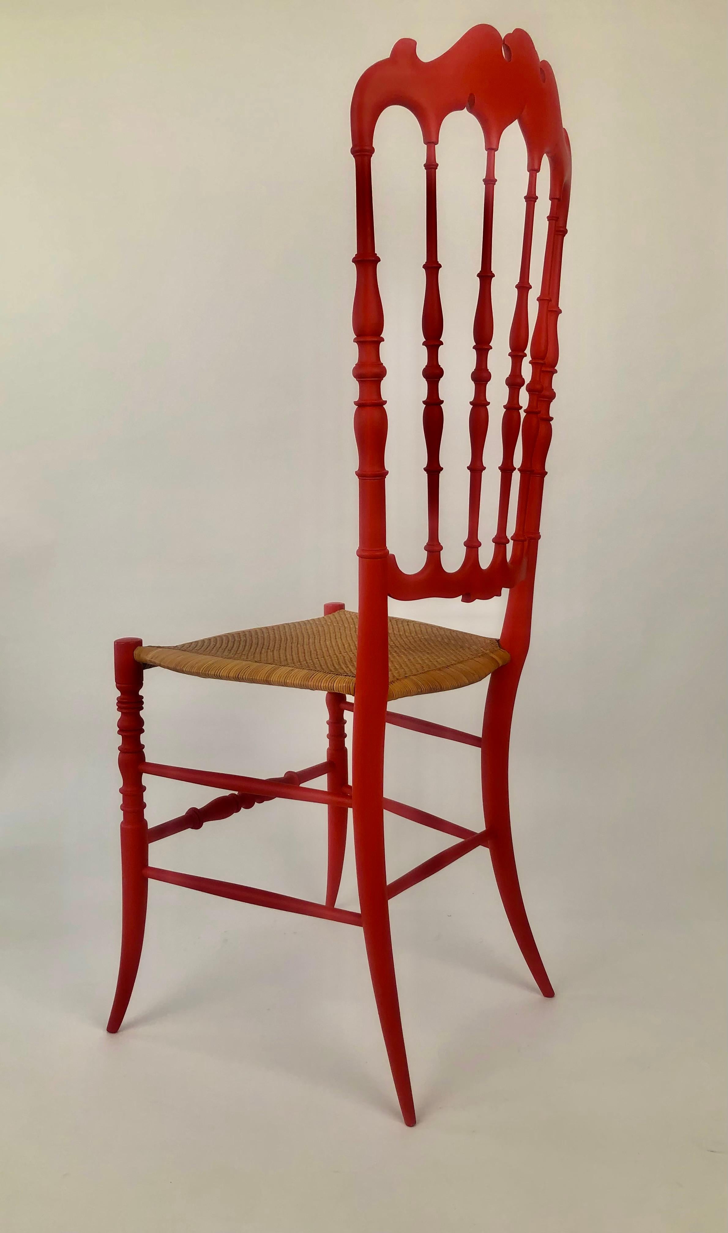 Chaise Chiavari réalisée par Ditta Levaggi Rinaldo, peinte en rouge tomate mat, Italie Bon état - En vente à Vienna, Austria
