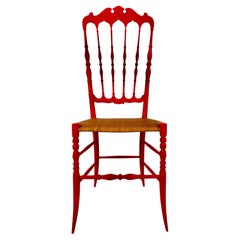 Chaise Chiavari réalisée par Ditta Levaggi Rinaldo, peinte en rouge tomate mat, Italie