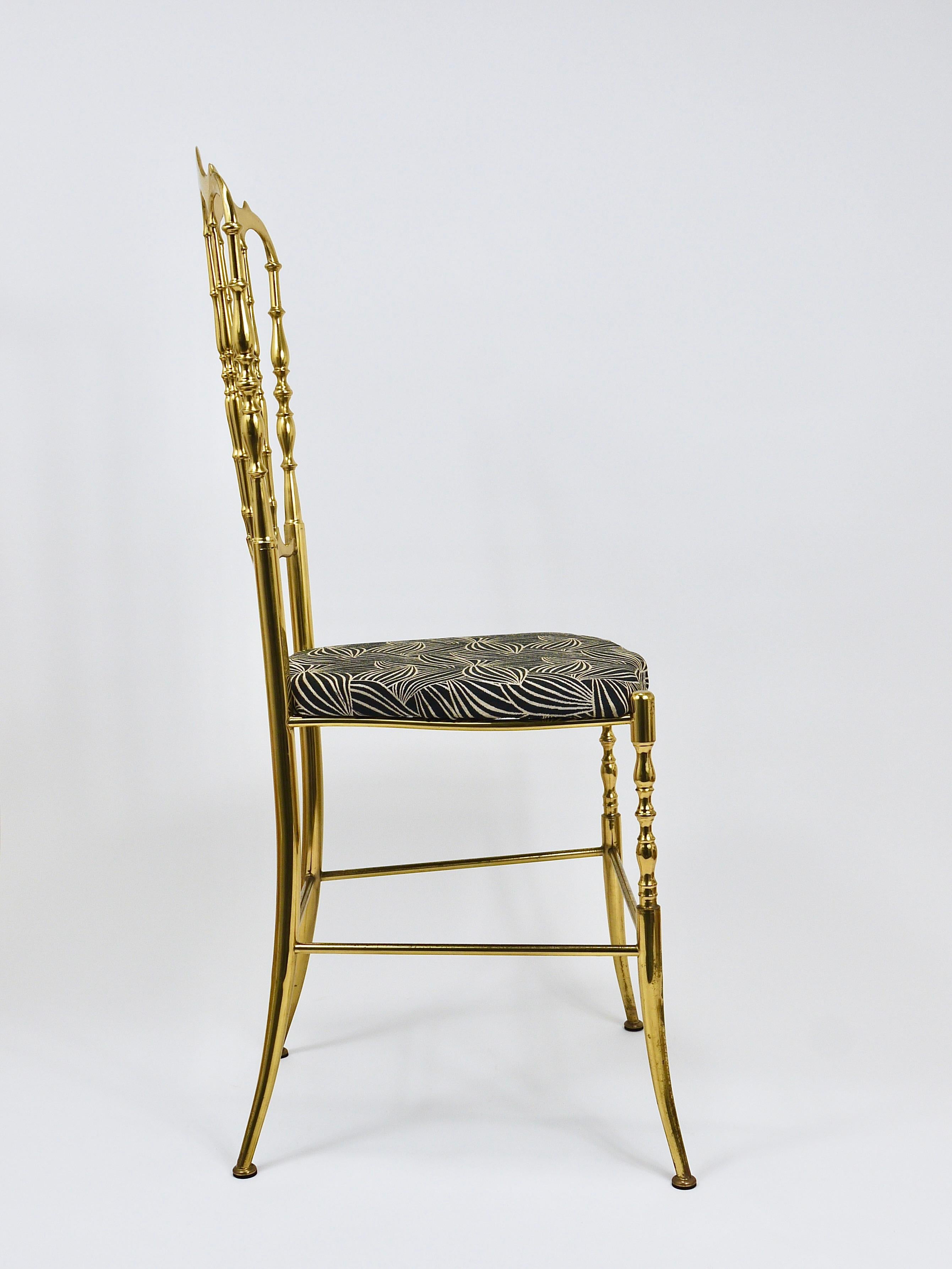 italien Chiavari Midcentury Brass Chair by Giuseppe Gaetano Descalzi, Italy, 1950s en vente