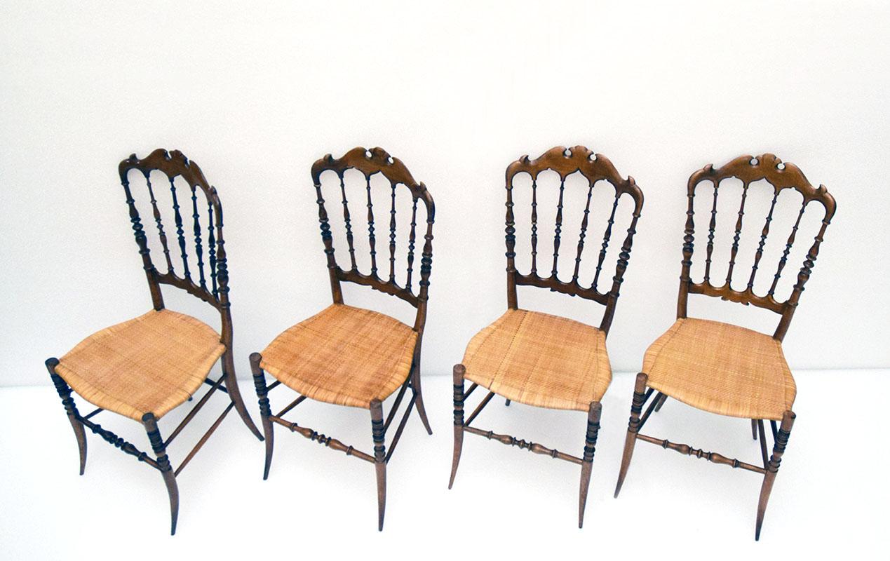 Neoclassical Chiavarina Chairs in Cherry Wood and Straw Seat, Early 20th Century, Set of Four For Sale