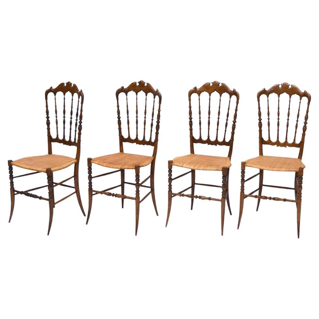 Chiavarina Chairs in Cherry Wood and Straw Seat, Early 20th Century, Set of Four For Sale