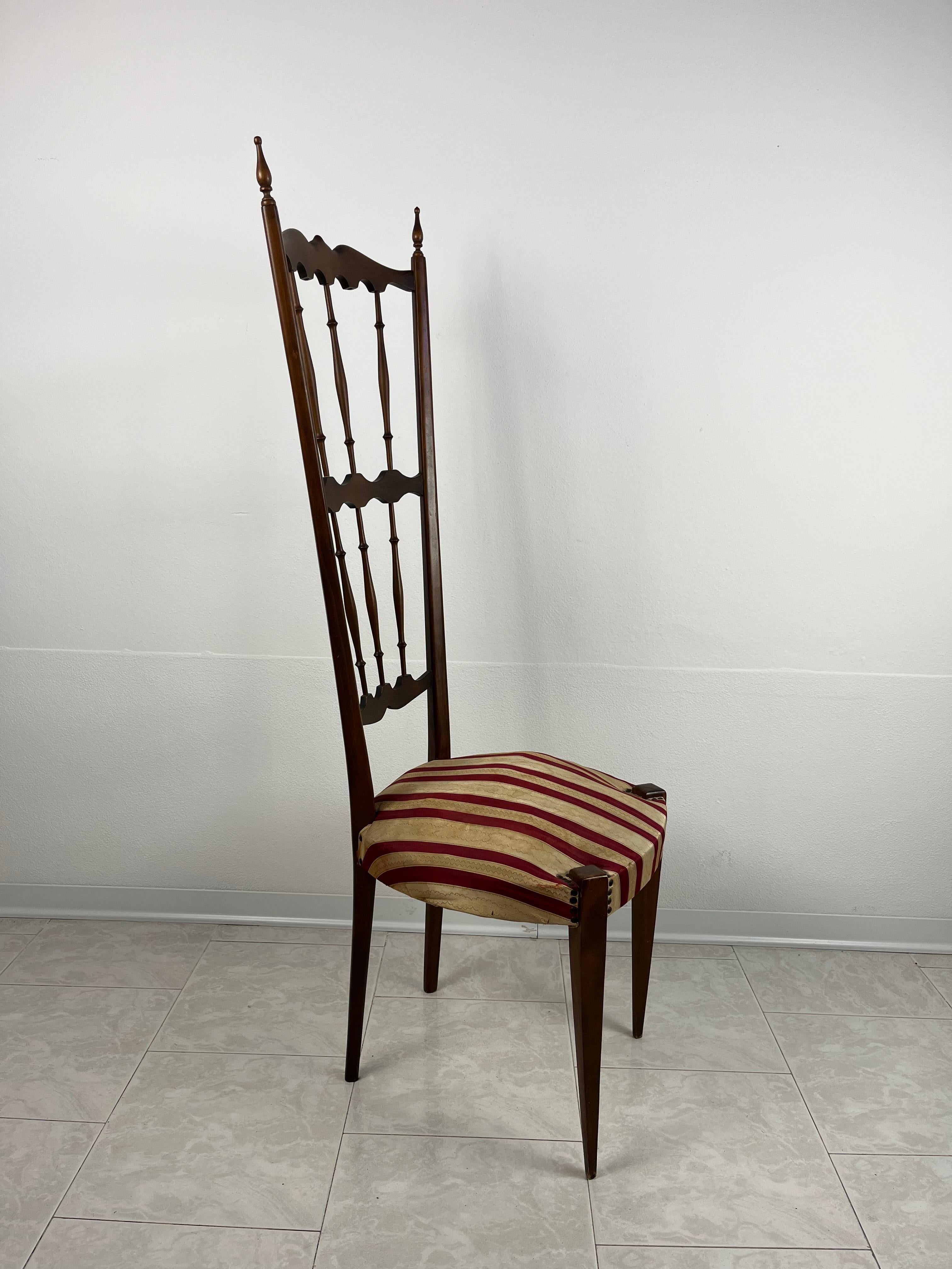 Chiavarina high back chair, Italy, 1950s.
Attributed to Gaetano Descalzi.
Good condition. One broken spring.