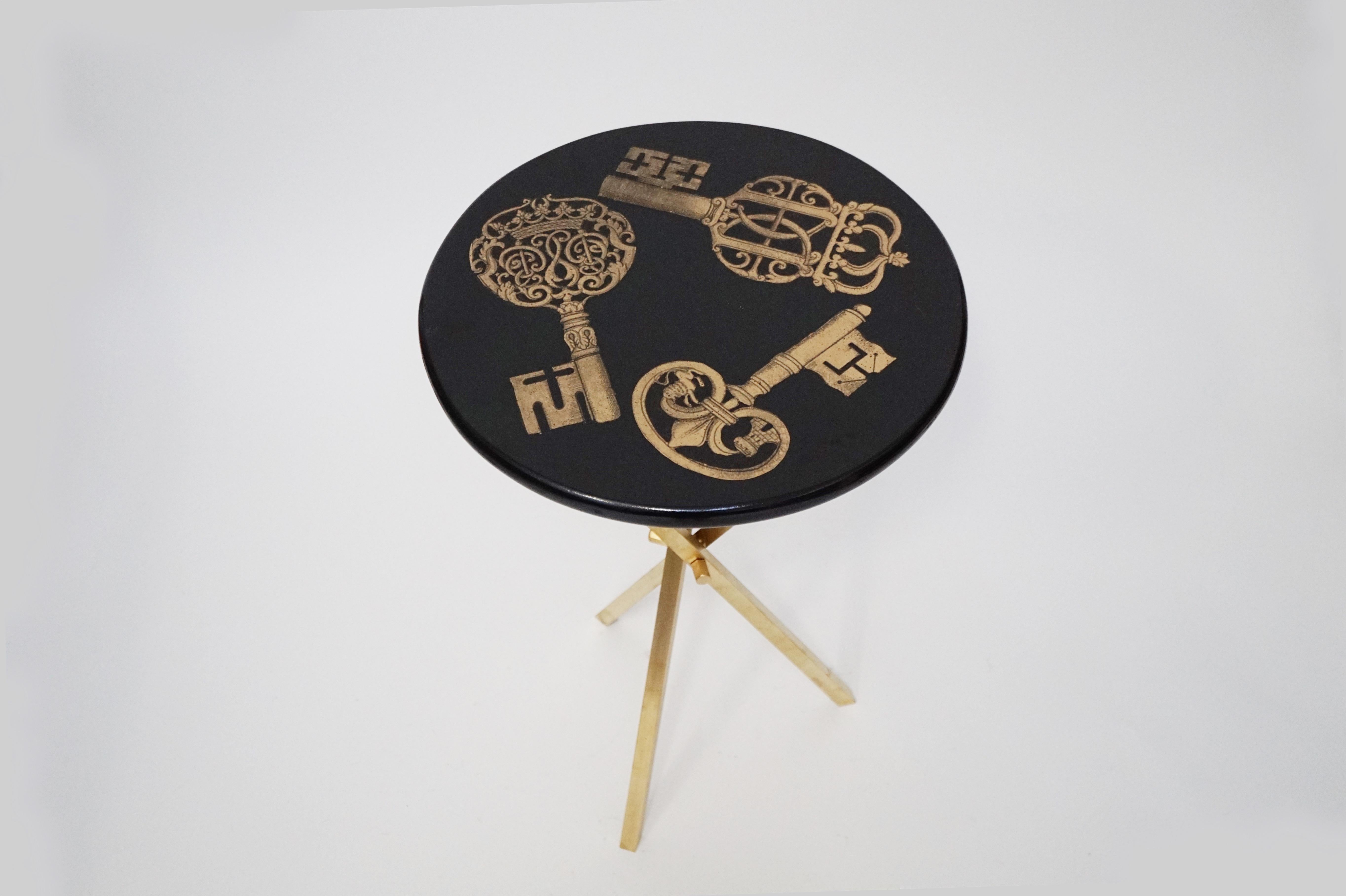 Lacquered 'Chiavi' Brass Tripod Side Table by Piero Fornasetti, circa 1960s Italy, Signed