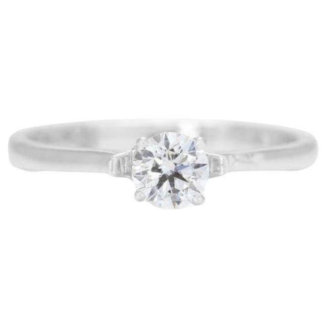 Chic 0.31ct Solitaire Ring with Heart-detail in 18K White Gold