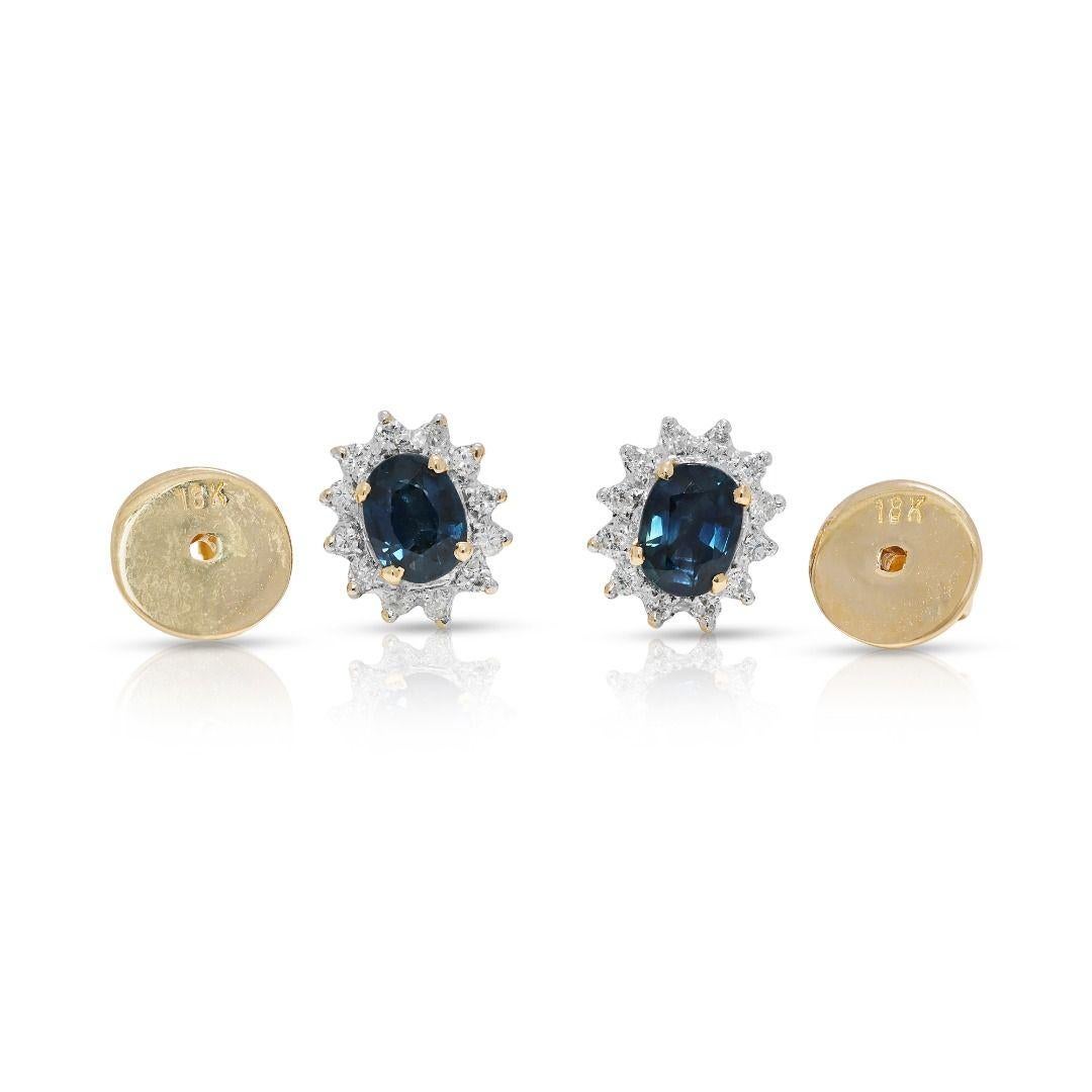 Chic 0.60ct Sapphire & Natural Diamond 18K Two-Toned Gold Cluster Stud Earrings en venta 2