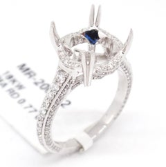 Chic 18 Karat Gold 0.77 Carat Pave Diamond Engagement Semi Mount Bridal Ring