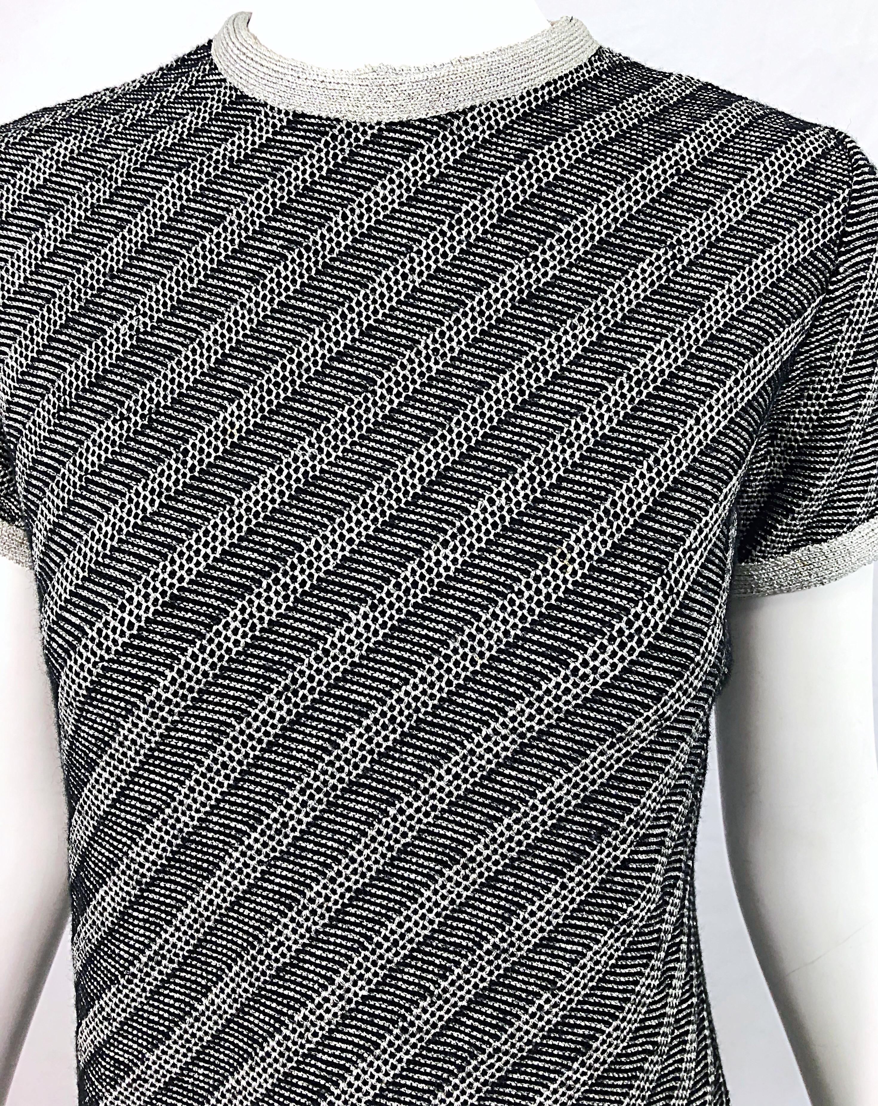 Chic 1960s Black and Silver Metallic Knit Vintage Striped 60s Shift Dress In Excellent Condition For Sale In San Diego, CA