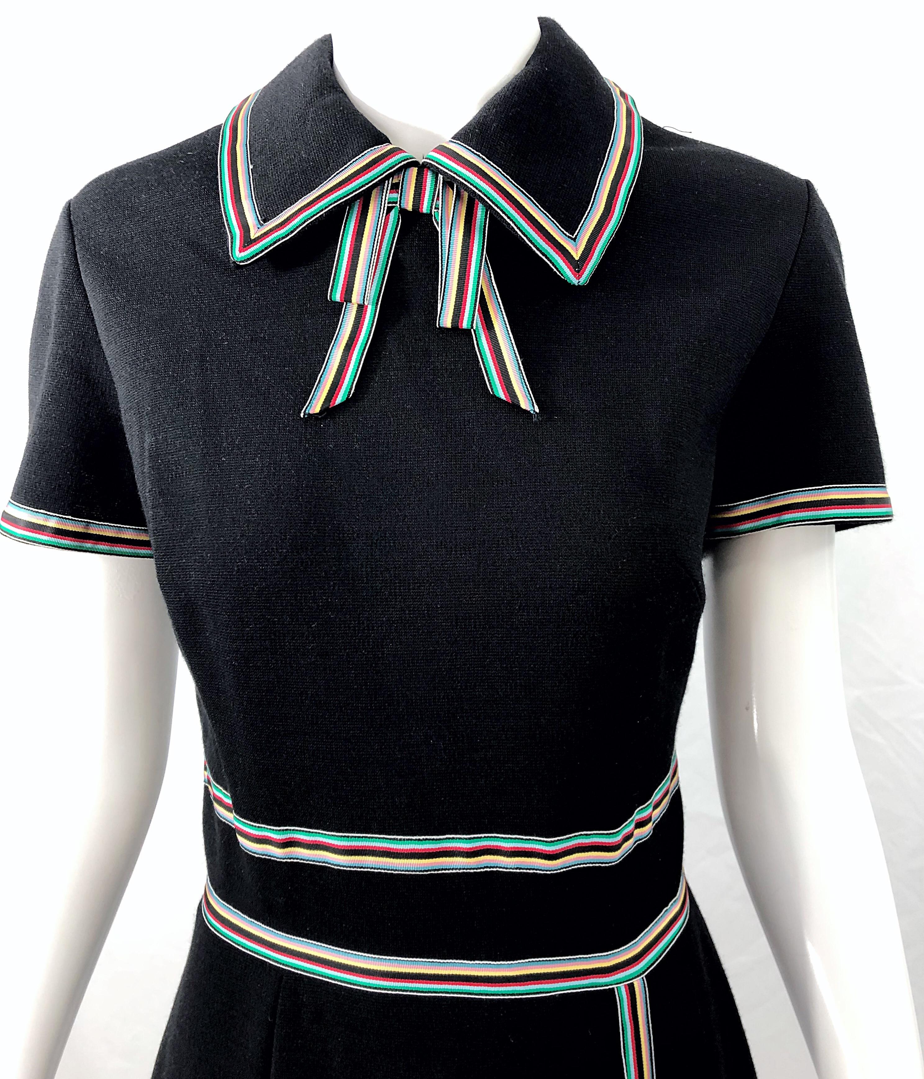 Chic. 1960s Black Knit Ribbon Bow Vintage 60s Short Sleeve A Line Dress In Excellent Condition In San Diego, CA