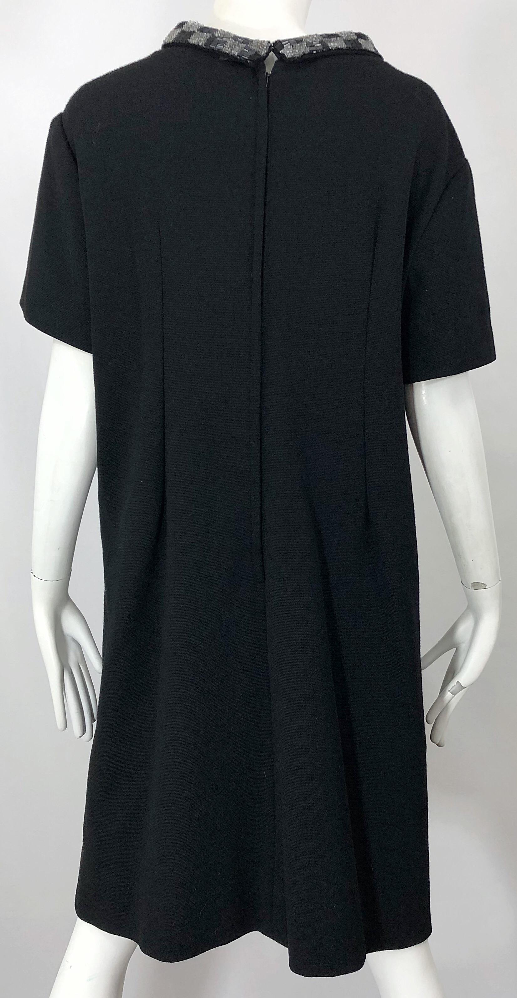 Chic 1960s Black Large Plus Size Beaded Vintage 60s Wool Shift Dress For Sale 3