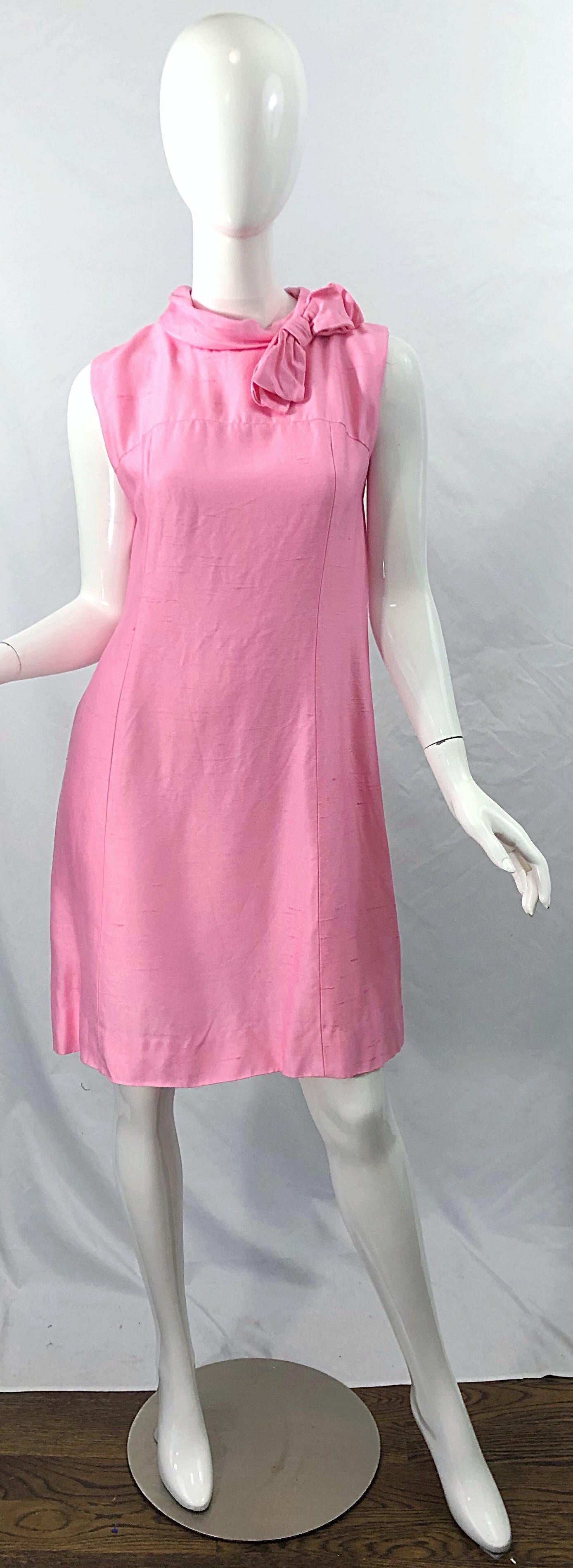 Chic 1960s Bubblegum Pink Jackie O Style Vintage 60s Raw Silk Bow Dress For Sale 3