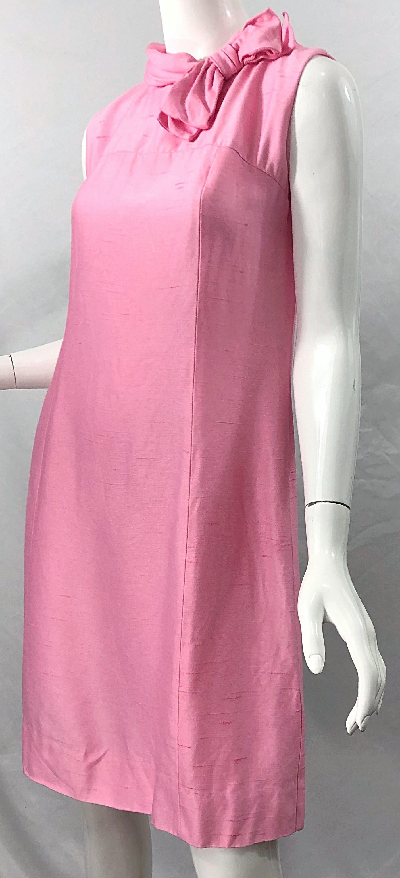 Chic 1960s Bubblegum Pink Jackie O Style Vintage 60s Raw Silk Bow Dress For Sale 2