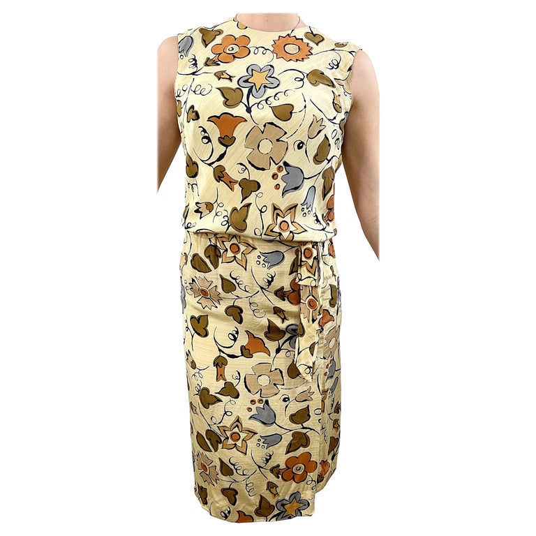 Chic 1960s Designer Size 4 Autumnal Flower Print Vintage 60s Silk Dress