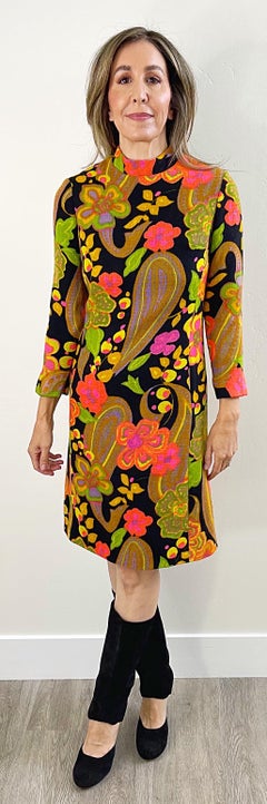 1960s Flower Power Long Sleeve Mod Pink Green Paisley Retro Vintage 60s Dress