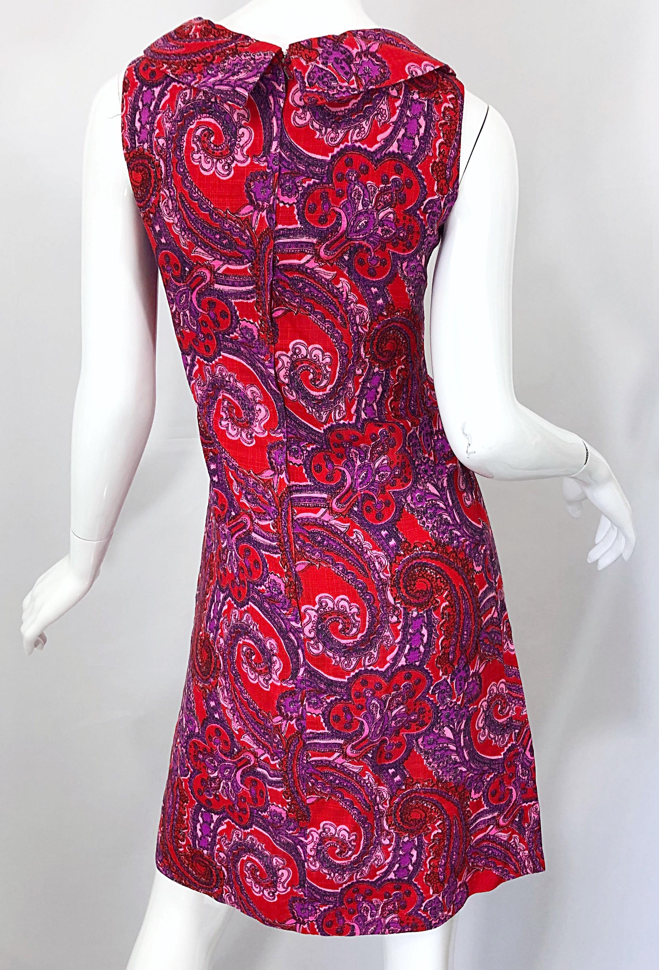 Chic 1960s Irish Linen Pink + Red + Purple Paisley Vintage 60s Mod Shift Dress For Sale 5