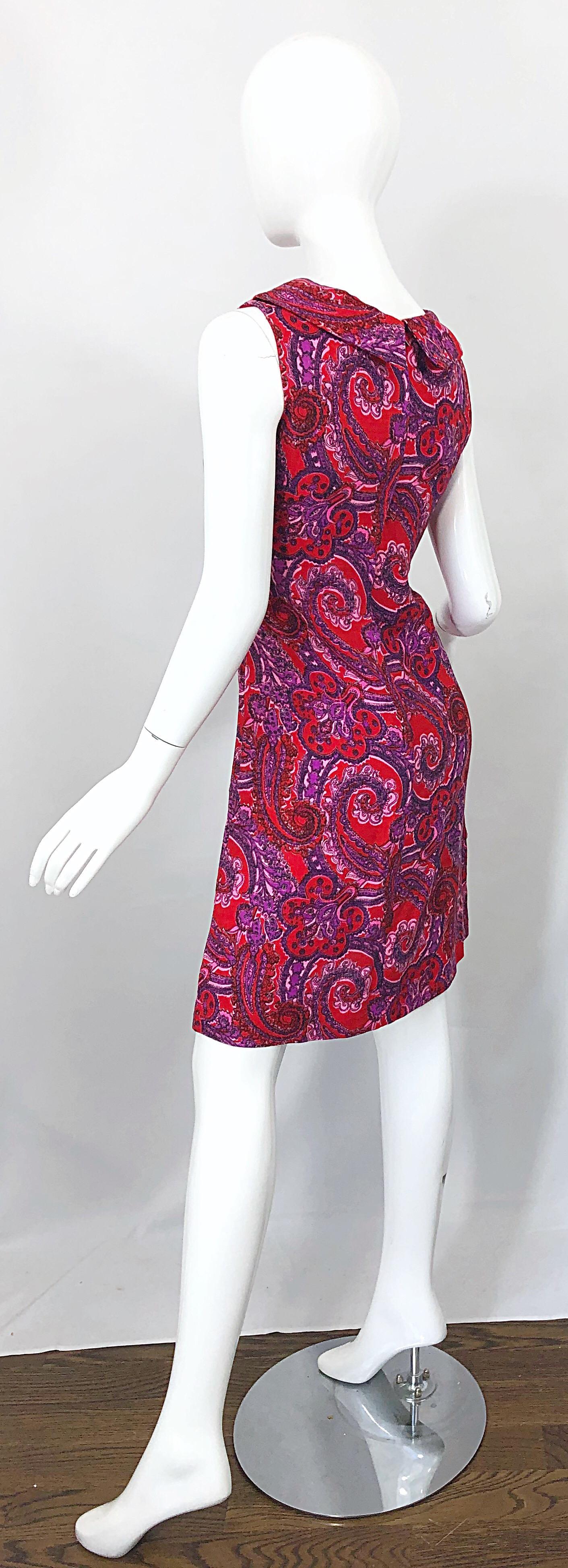 Chic 1960s Irish Linen Pink + Red + Purple Paisley Vintage 60s Mod Shift Dress For Sale 2