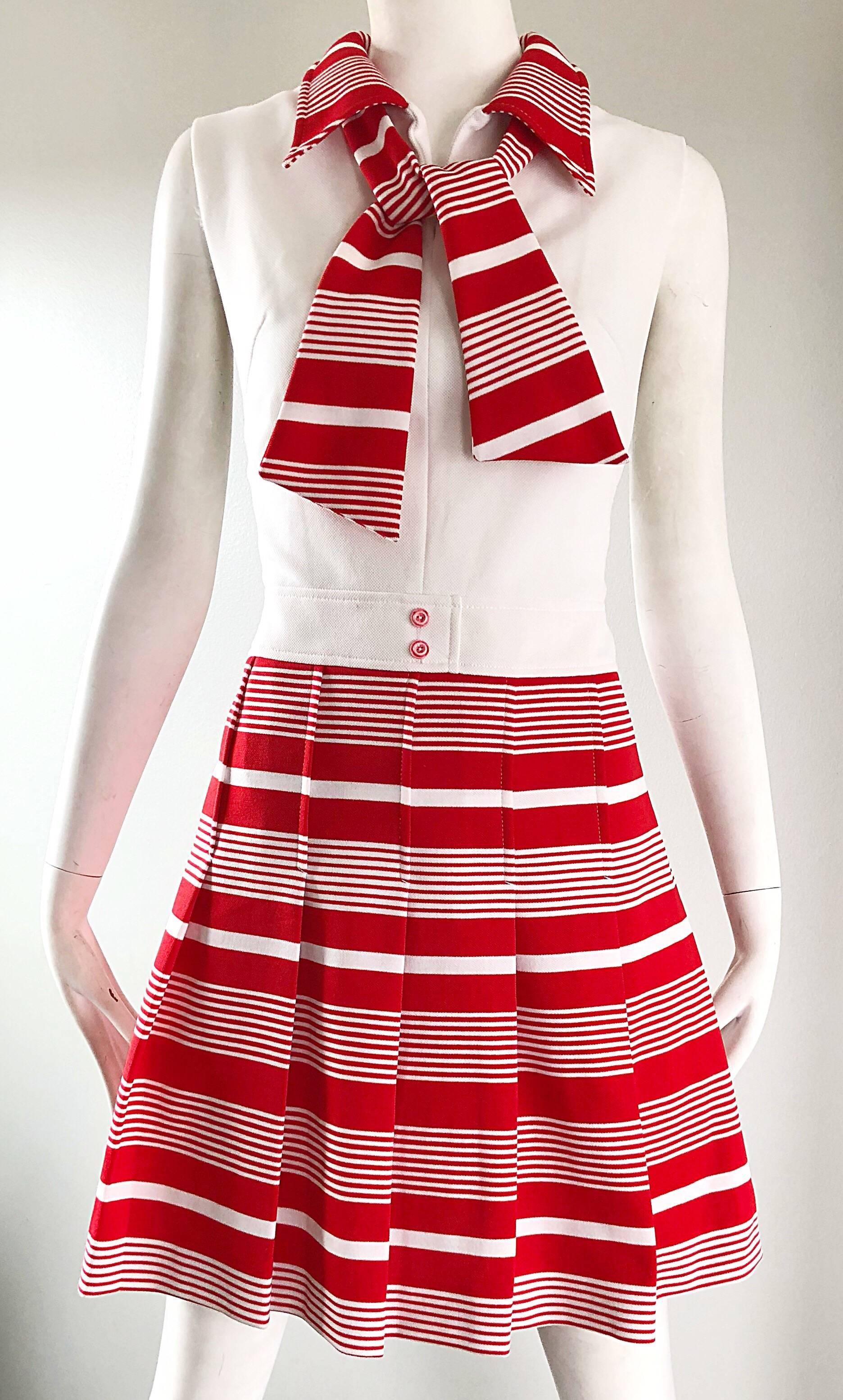 1960s Italian Red and White Striped A Line Knit Vintage 60s Scooter Dress For Sale 3