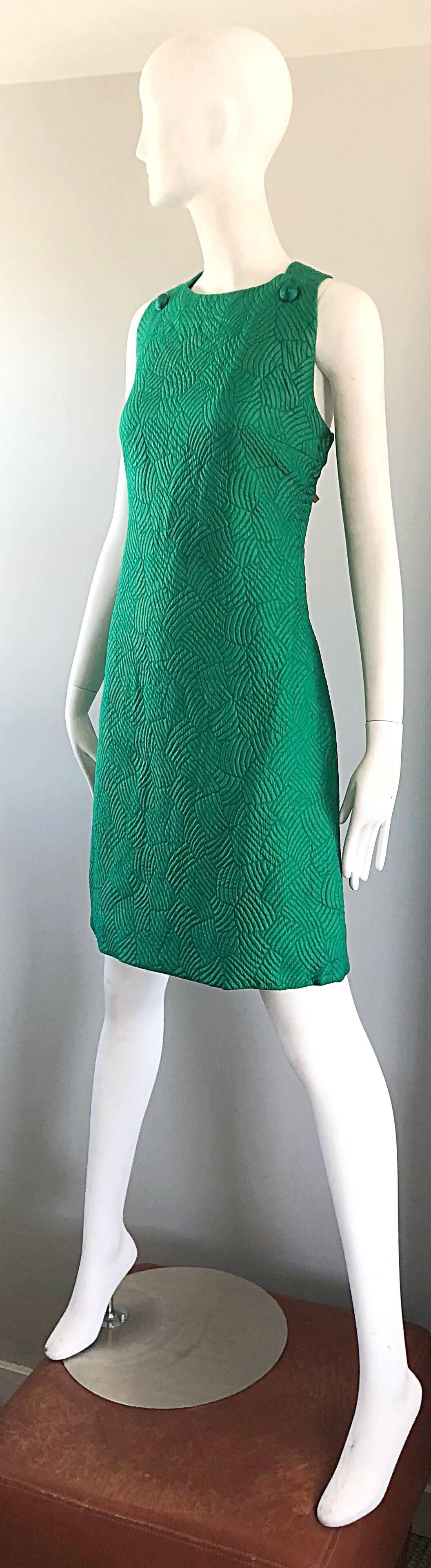 Chic 1960s Kelly Green Quilted Silk Dress and Cropped Jacket Vintage 60s Set 3