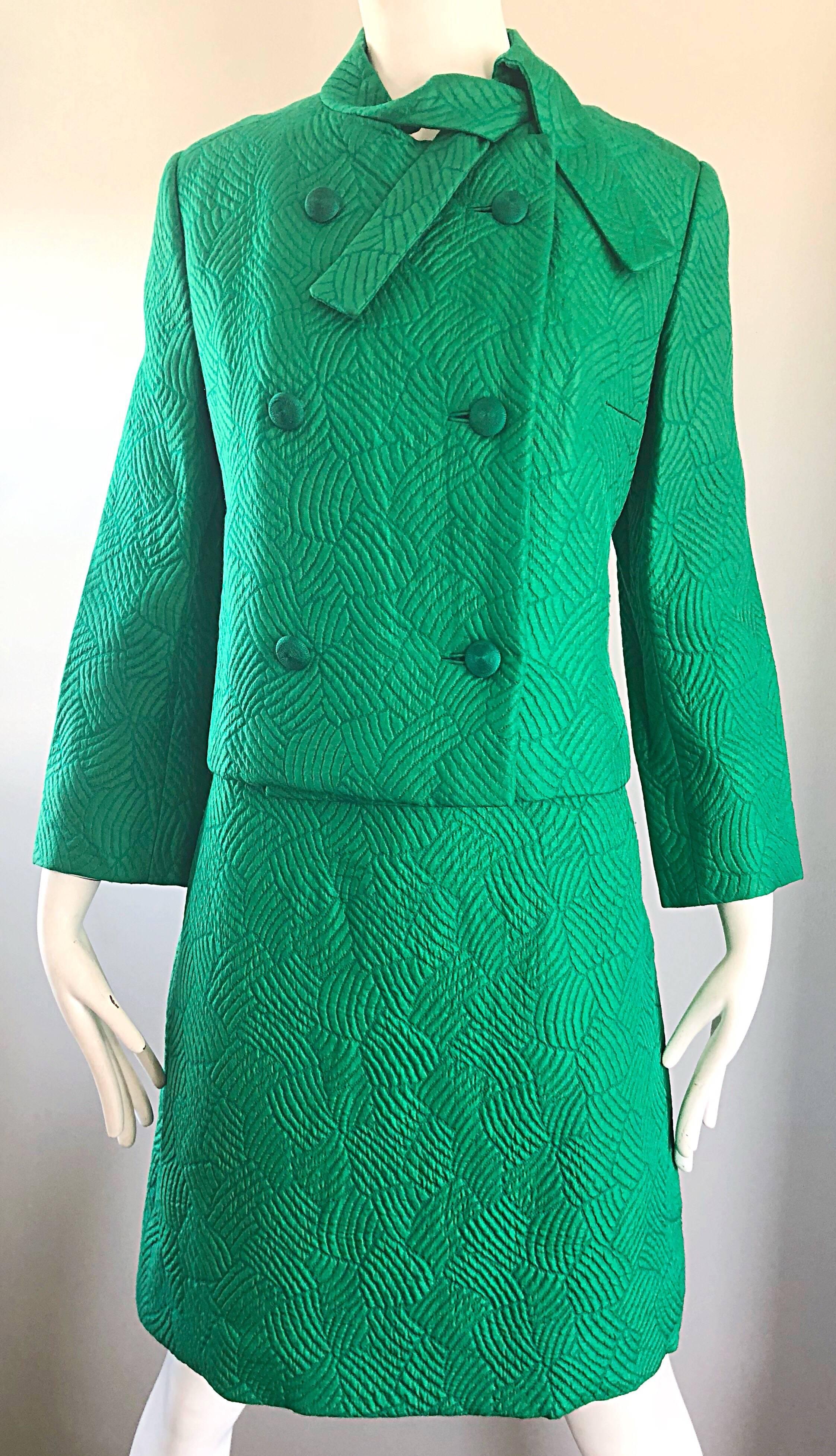 Chic 1960s Kelly Green Quilted Silk Dress and Cropped Jacket Vintage 60s Set 2