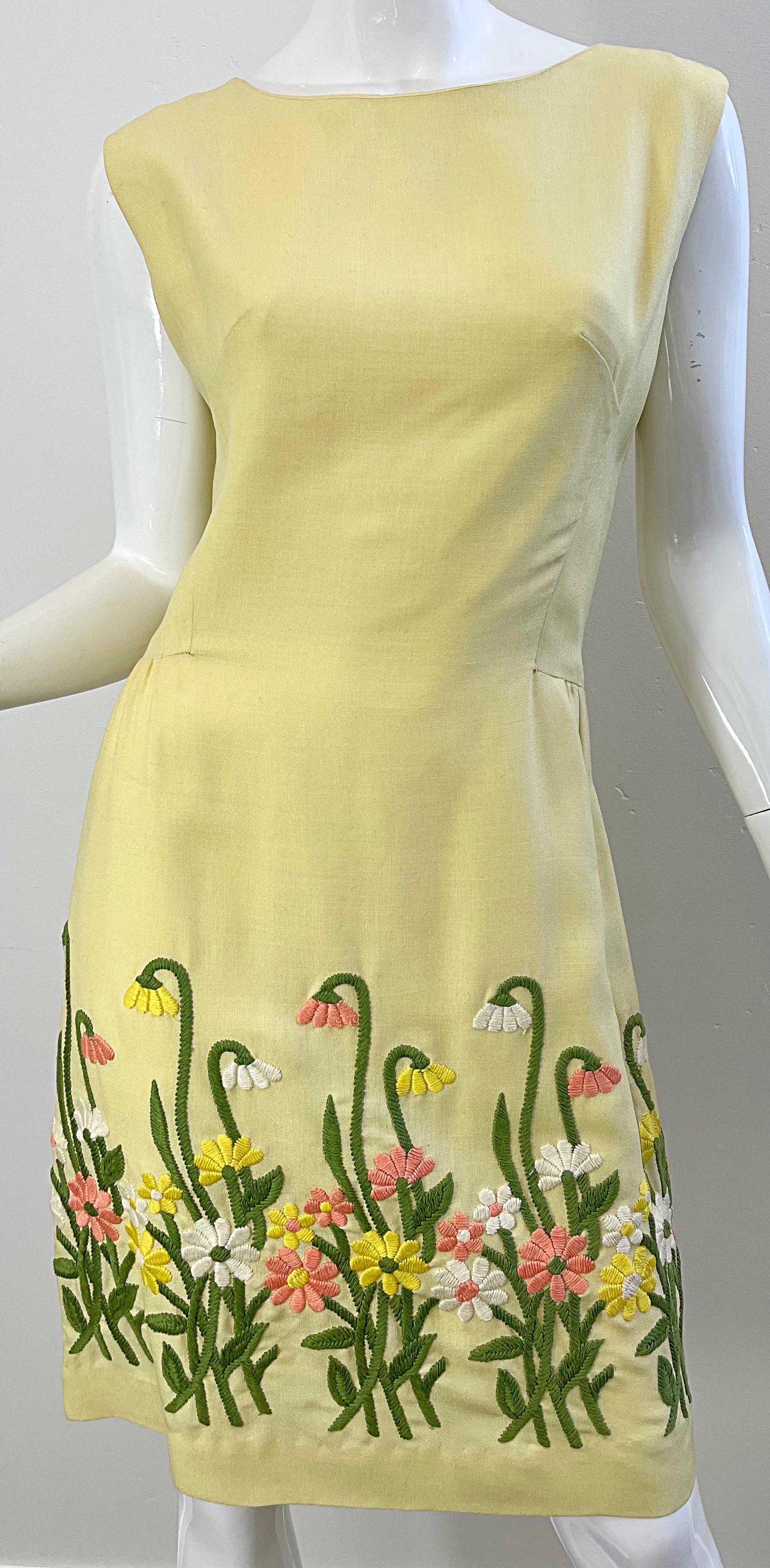 Chic 1960s Pale Yellow Embroidered Flower Linen Vintage 60s Sheath Dress In Excellent Condition For Sale In San Diego, CA