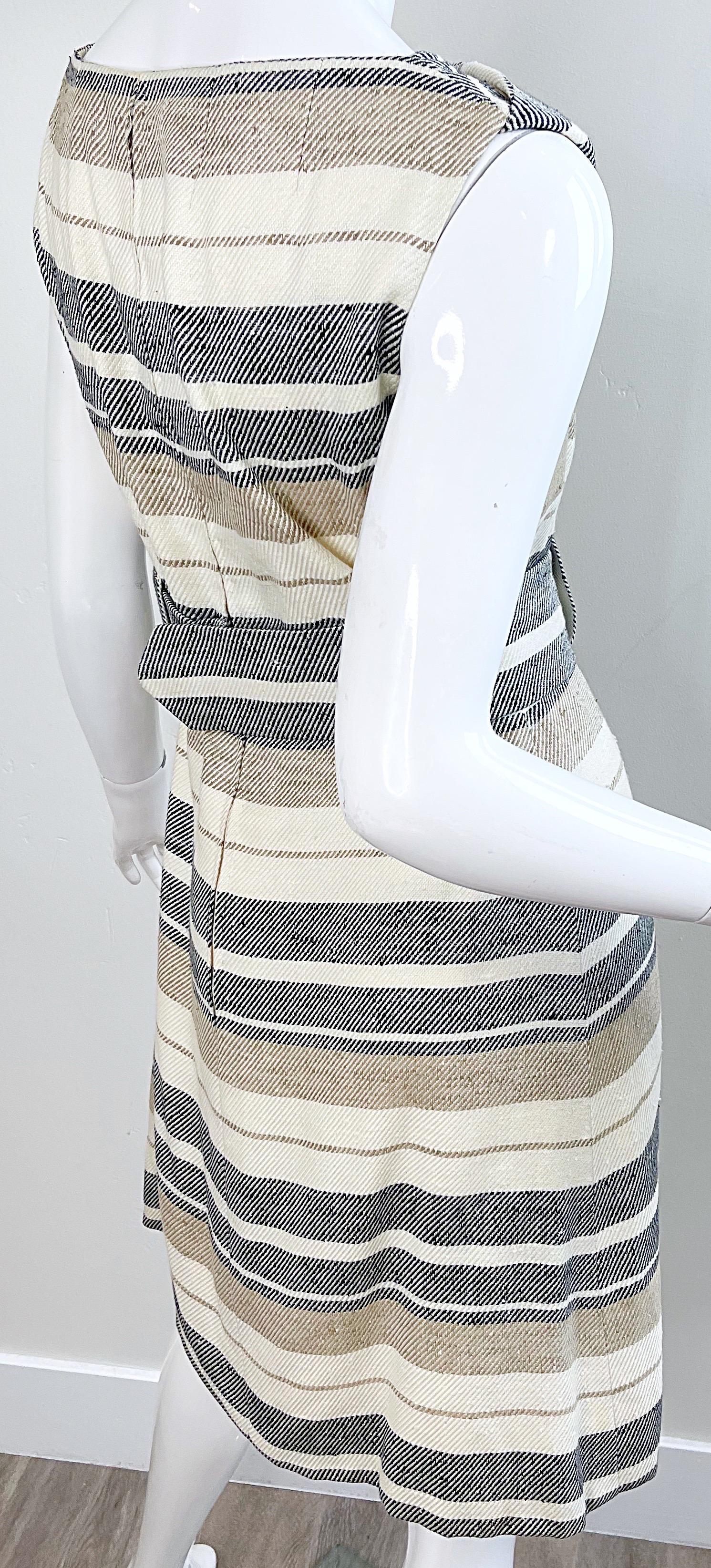 Chic 1960s Pauline Trigere Grey Taupe Ivory Sleeveless Striped 60s Shift Dress For Sale 7