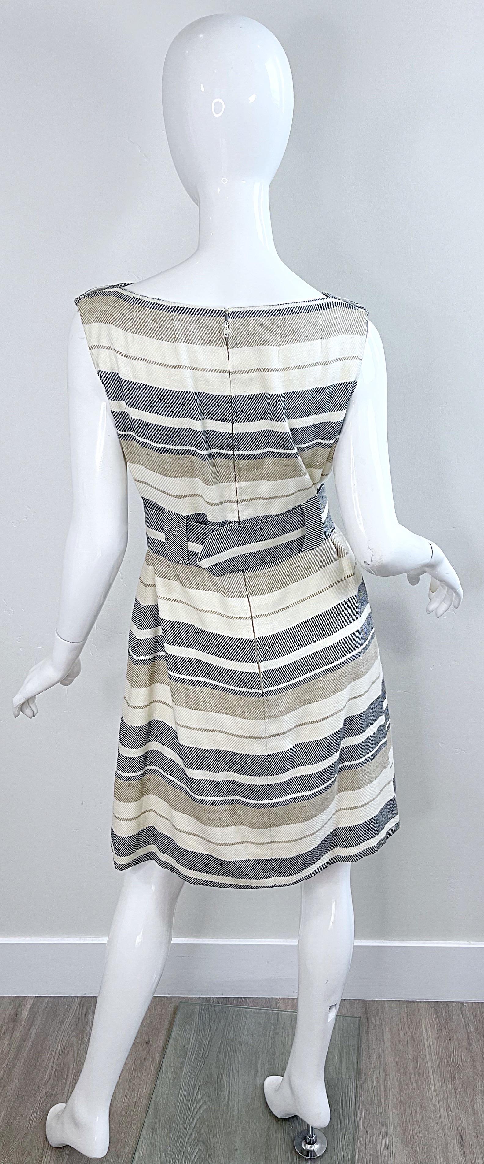 Chic 1960s Pauline Trigere Grey Taupe Ivory Sleeveless Striped 60s Shift Dress For Sale 9