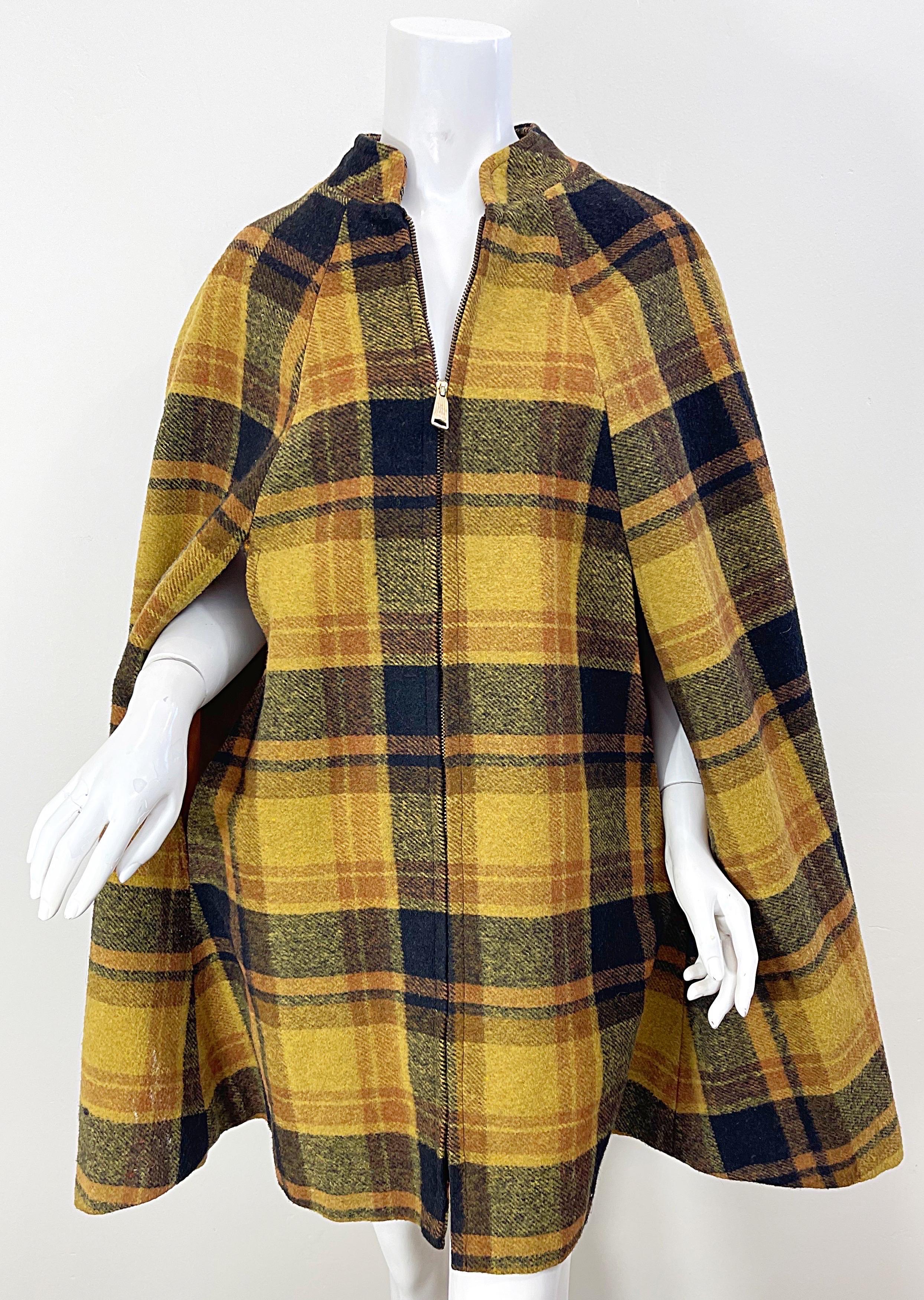 Chic 1960s Wool Plaid Burnt Orange Marigold Black Vintage 60s Jacket Cape  For Sale 7