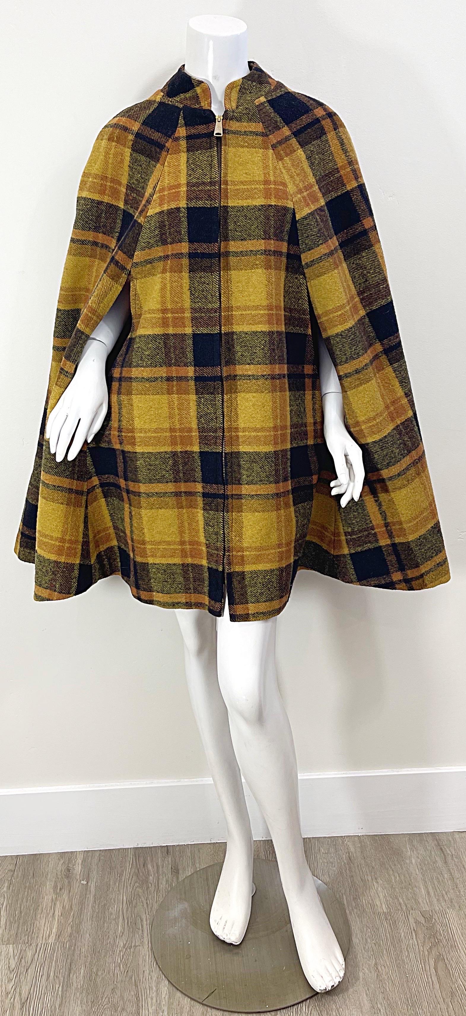 Veste chic à carreaux en laine des années 1960 Orange brûlée Marigold noir Vintage 60s Cape  en vente 9
