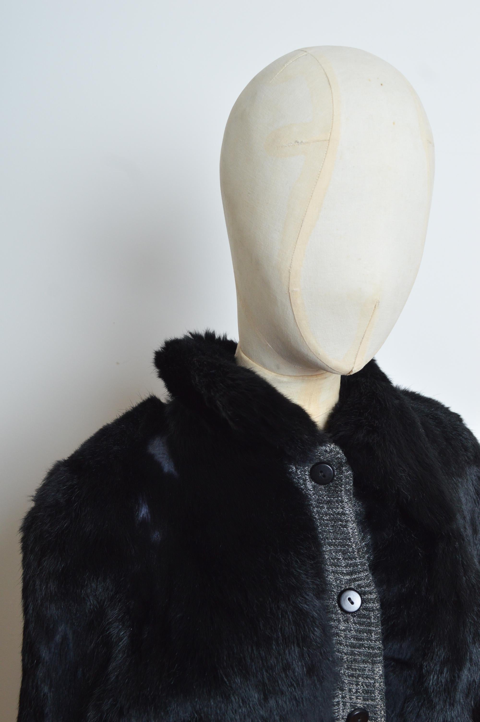Chic 1970’s Black Coney Lapin Fur Knitted detail Cropped Bomber Jacket - Coat For Sale 8