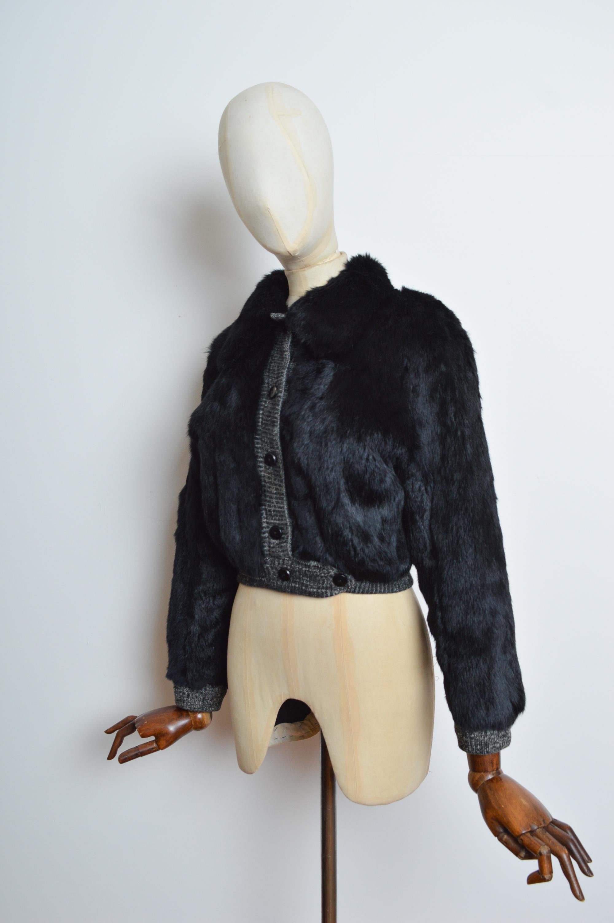 Chic 1970’s Black Coney Lapin Fur Knitted detail Cropped Bomber Jacket - Coat For Sale 4