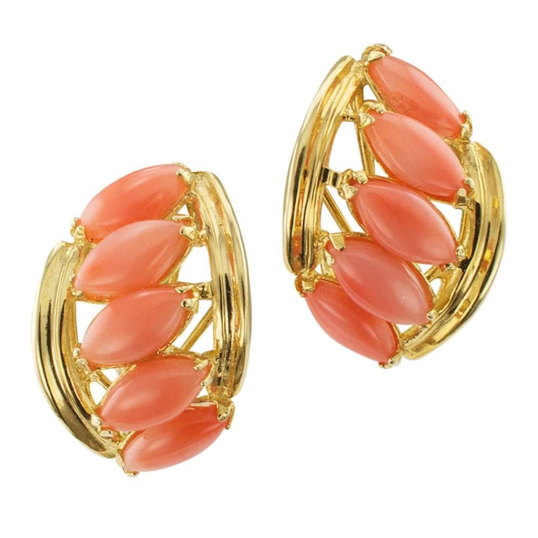 Chic  1980s Salmon-Pink Coral Gold Earrings