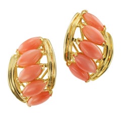 Chic  1980s Salmon-Pink Coral Gold Earrings