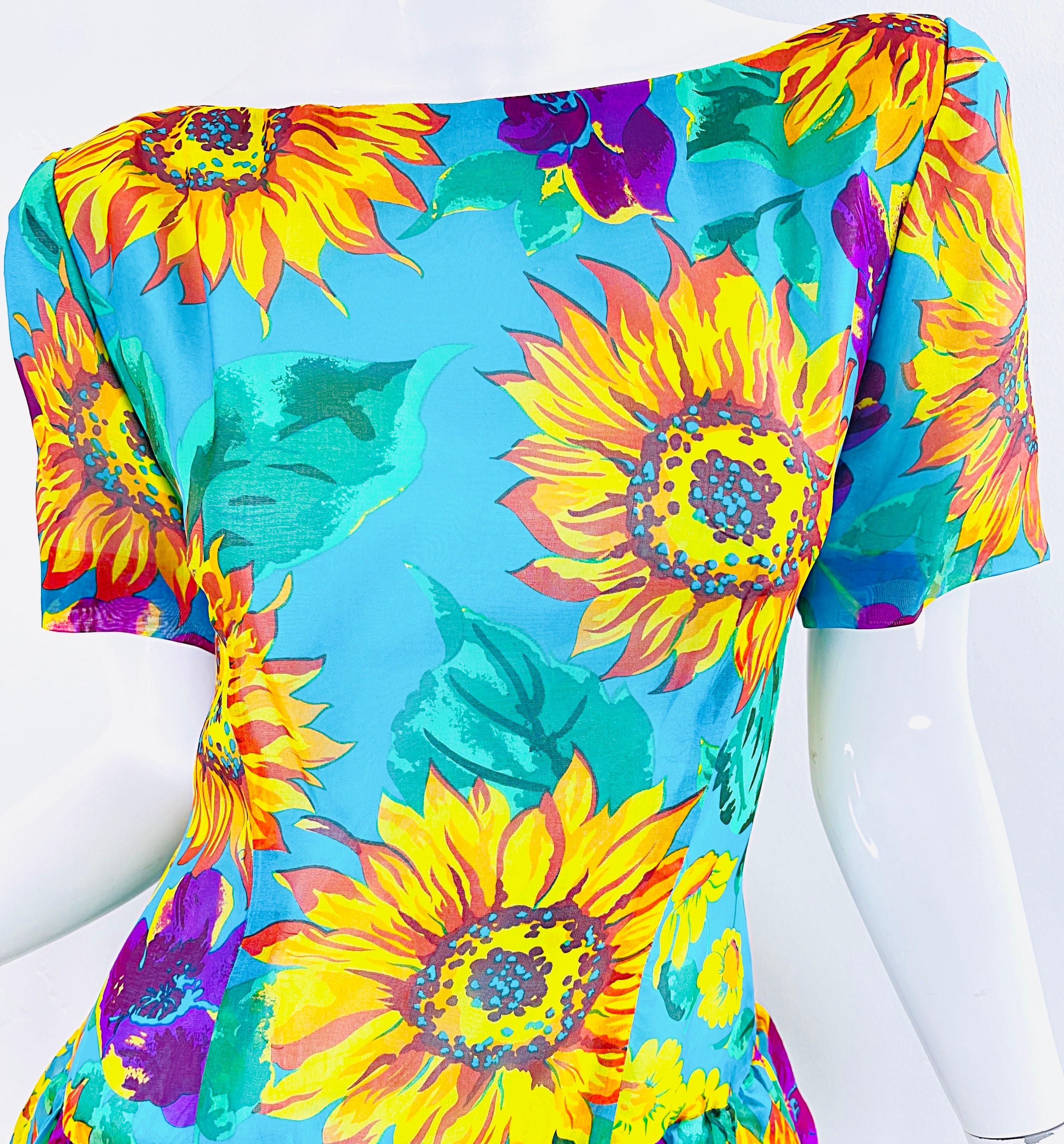 Women's Chic 1980s Silk Chiffon Size 8 / 10 Sunflower Print Turquoise Vintage 80s Dress For Sale