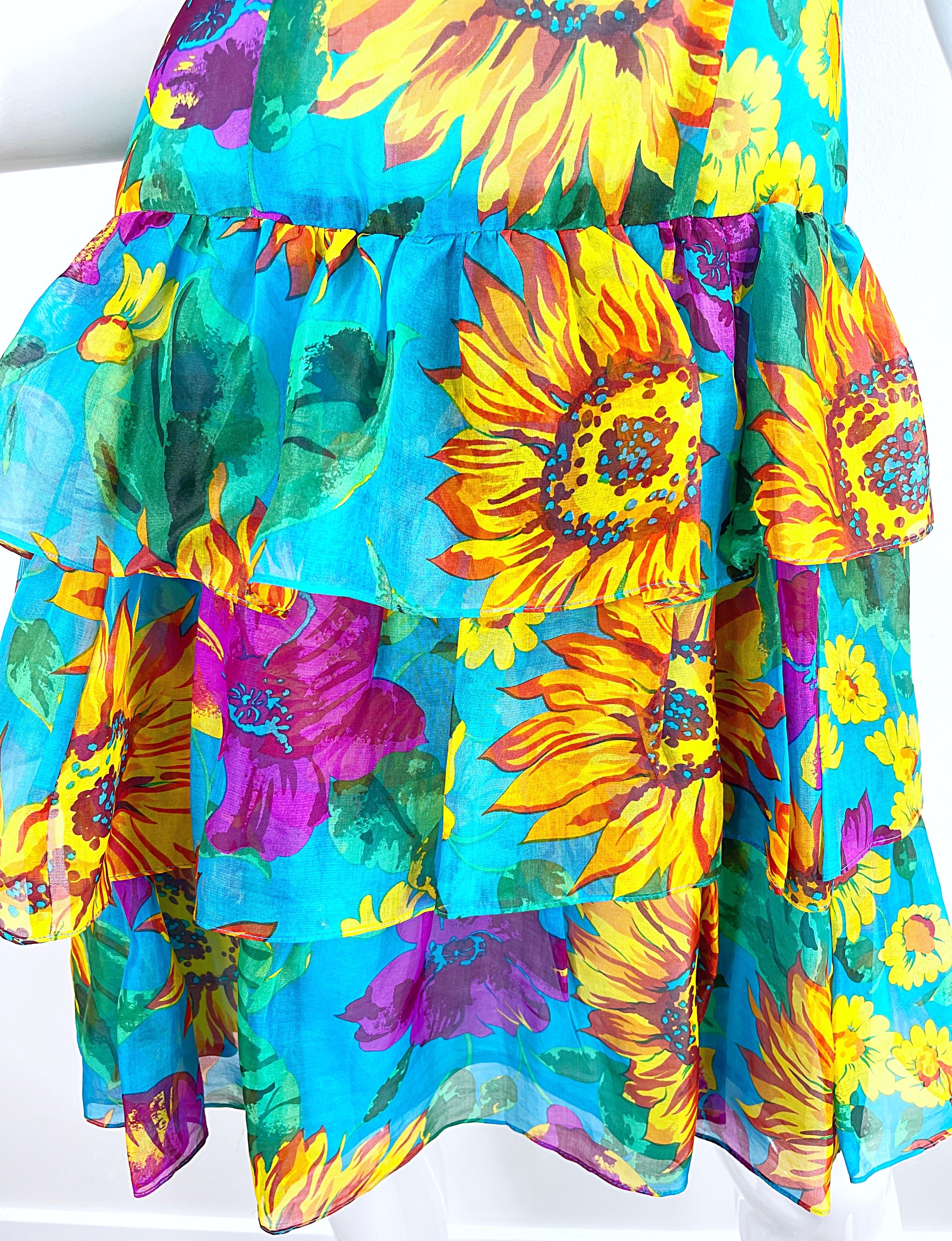 Chic 1980s Silk Chiffon Size 8 / 10 Sunflower Print Turquoise Vintage 80s Dress For Sale 2