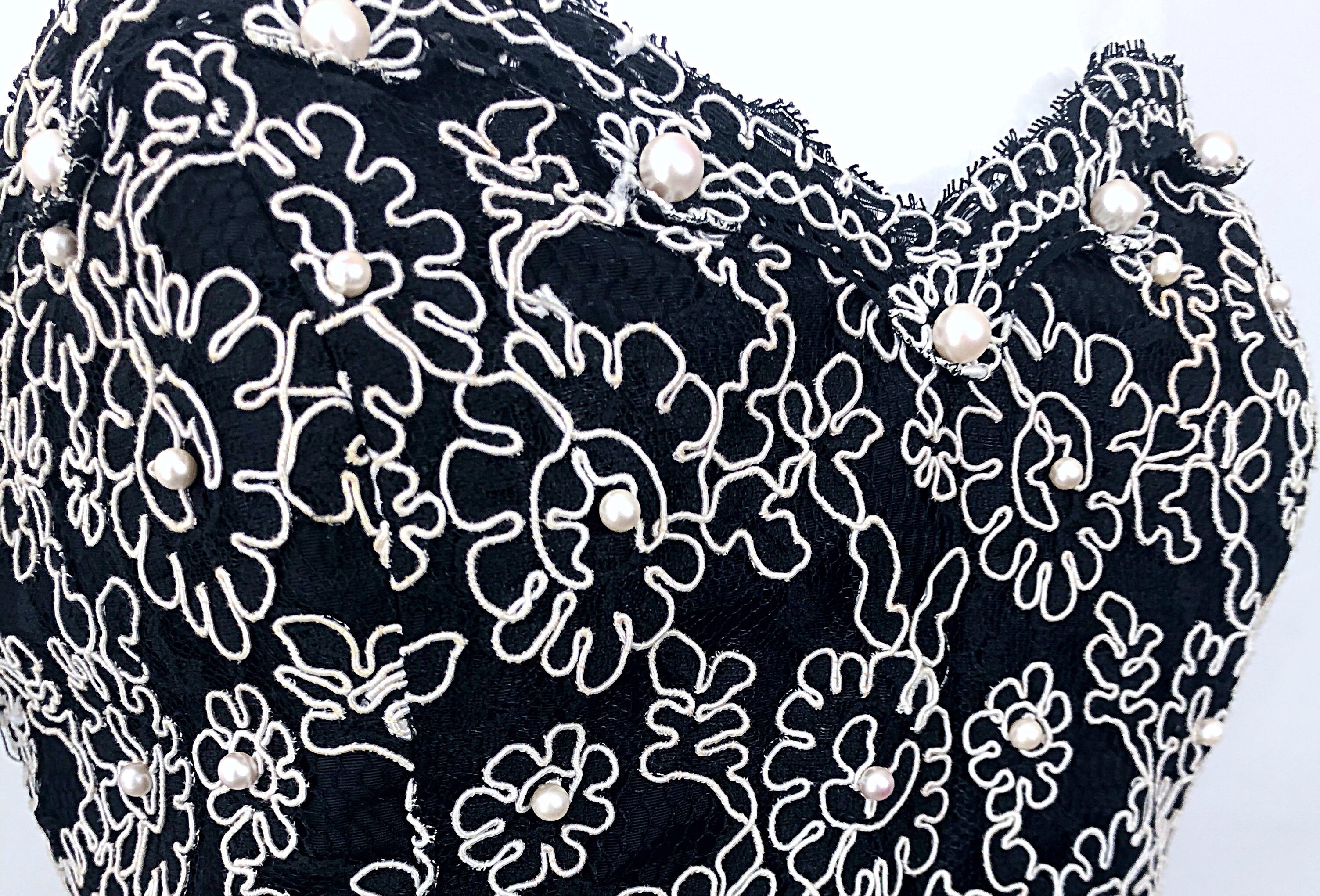 Chic 1980s Size 12 Strapless Pearl Encrusted Black and White Pouf Vintage Dress For Sale 1