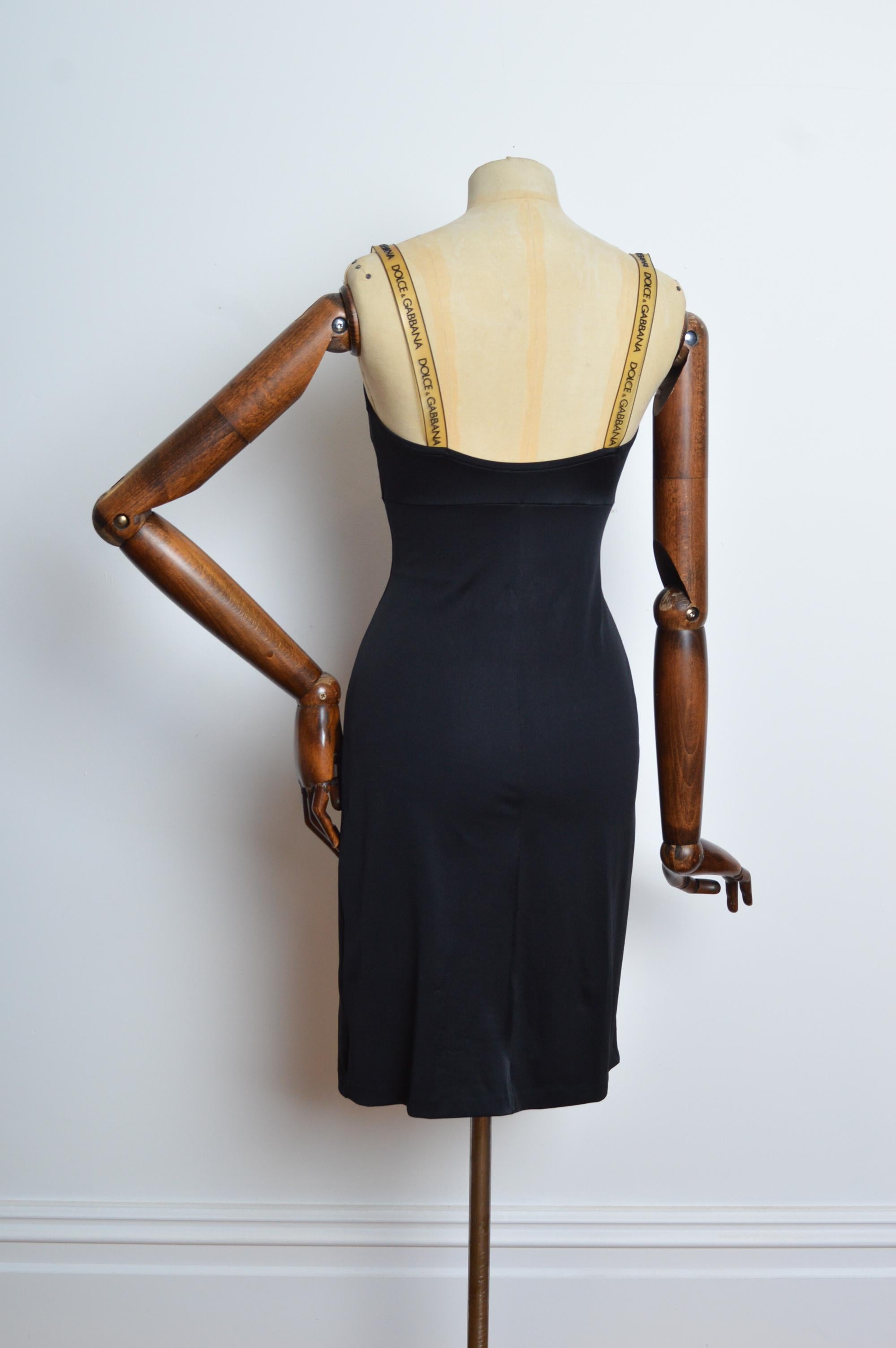 Elegante vestido negro de tirantes de los años 90 de Dolce & Gabbana con tirantes de gelatina 3