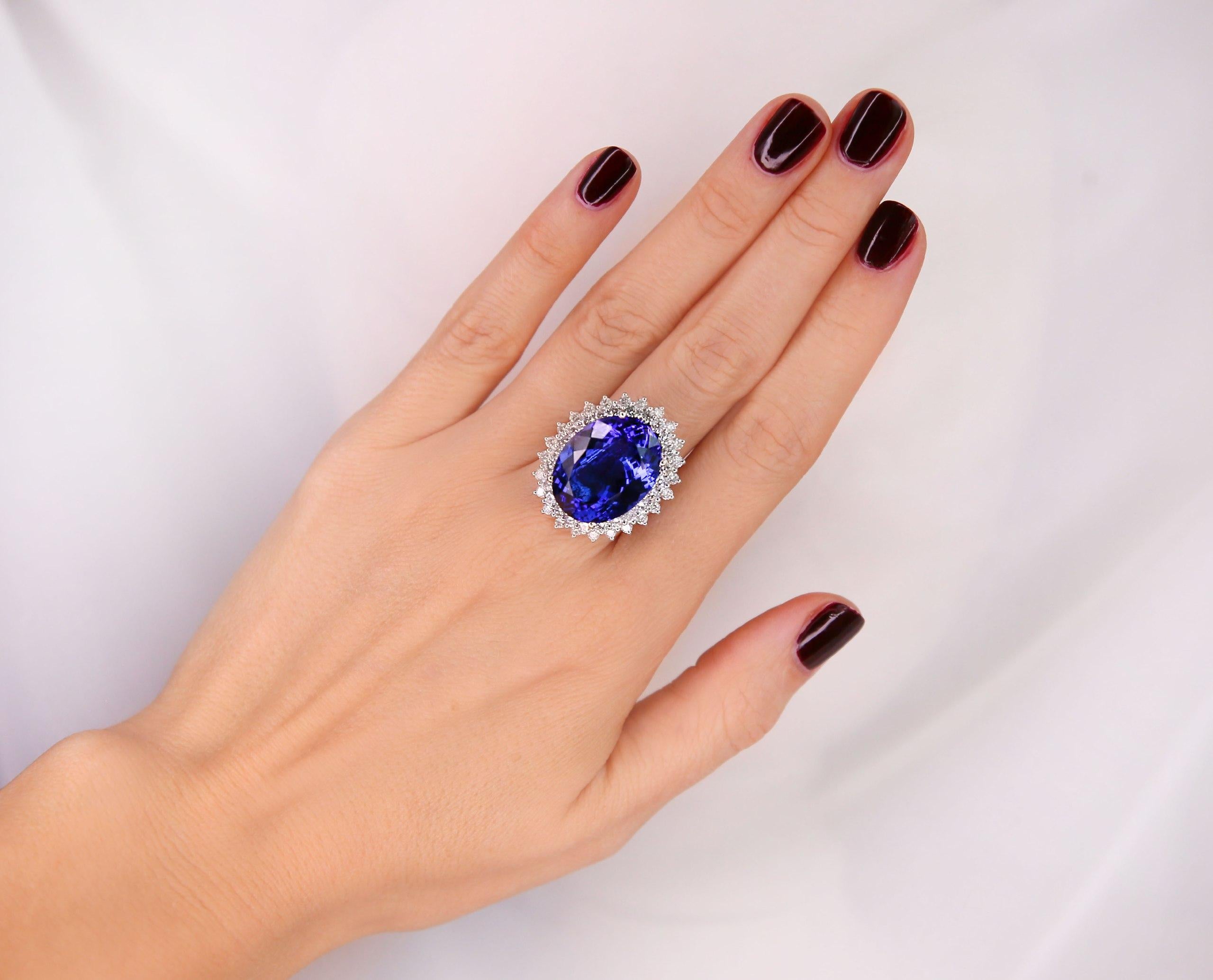 Baguette Cut Chic 22, 43 Carat Tanzanite Diamond White 18k Gold Dangle Ring for Her For Sale
